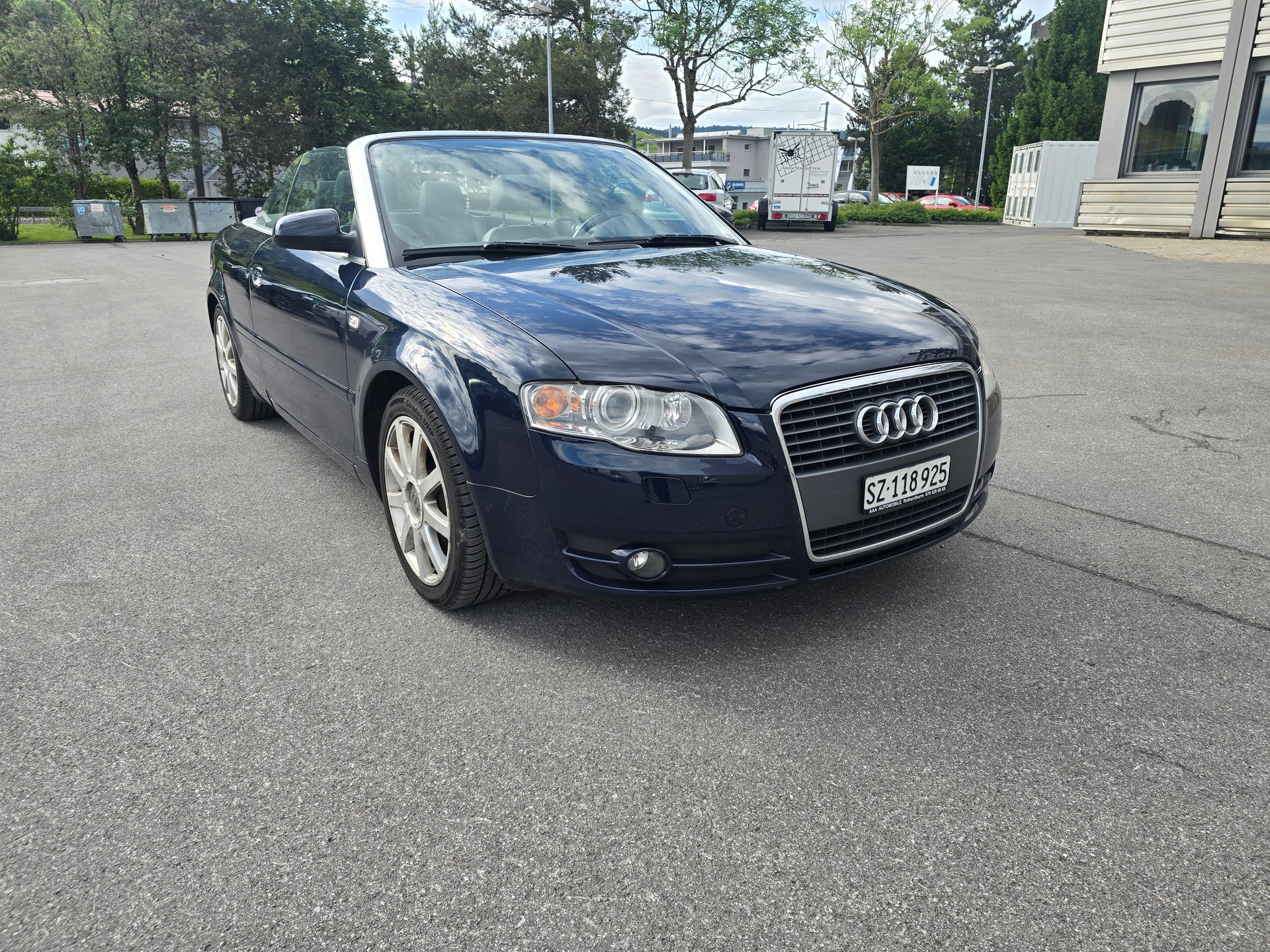 AUDI A4 Cabriolet 1.8 Turbo-image-1
