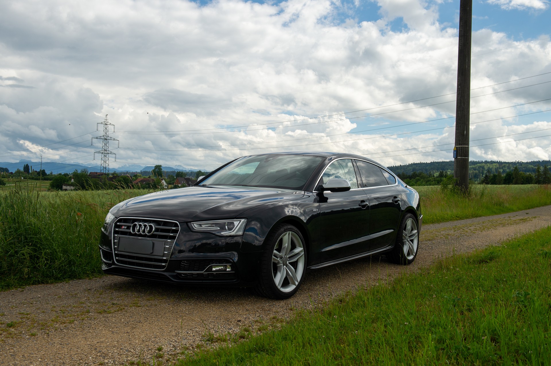 AUDI 3.0 V6 TFSI quattro S-Tronic-image-0