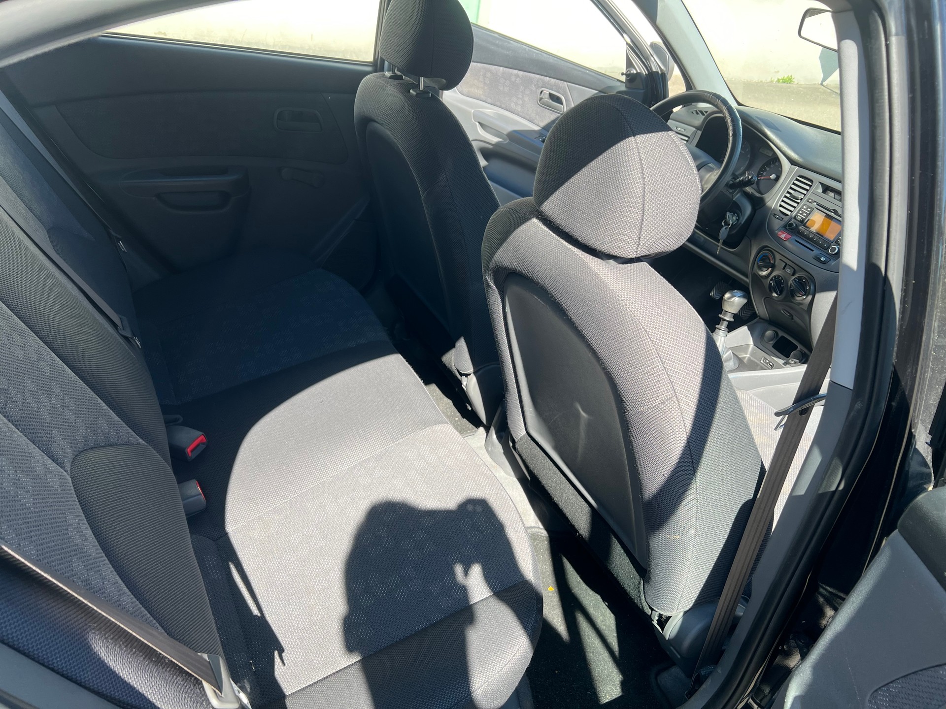 KIA Rio 1.4 16V Trend-image-5