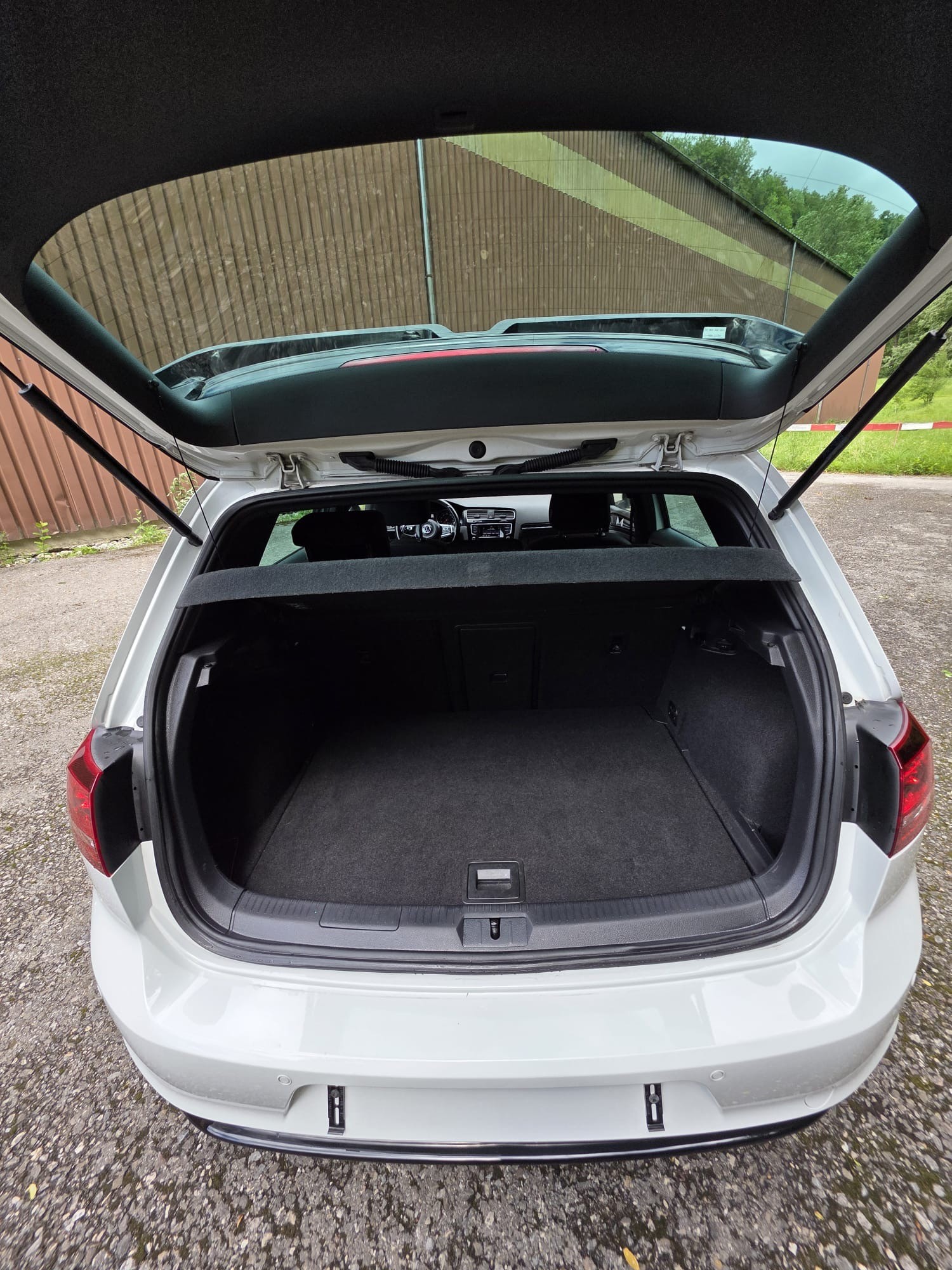 VW Golf 2.0 TSI GTI Performance DSG-image-9