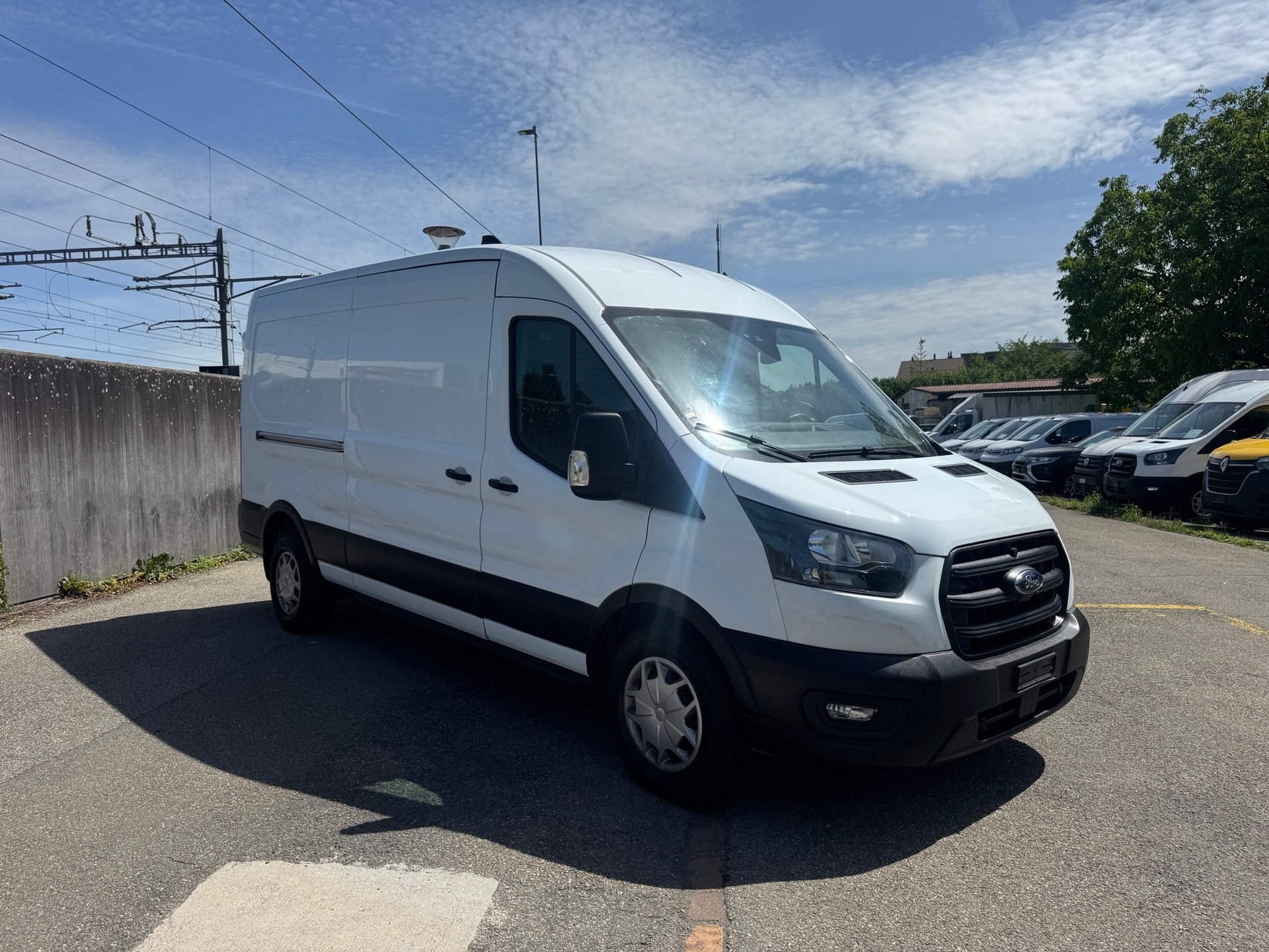 FORD Transit Van 350 L3 Trend 2.0 TDCi 130 FWD A-image-5