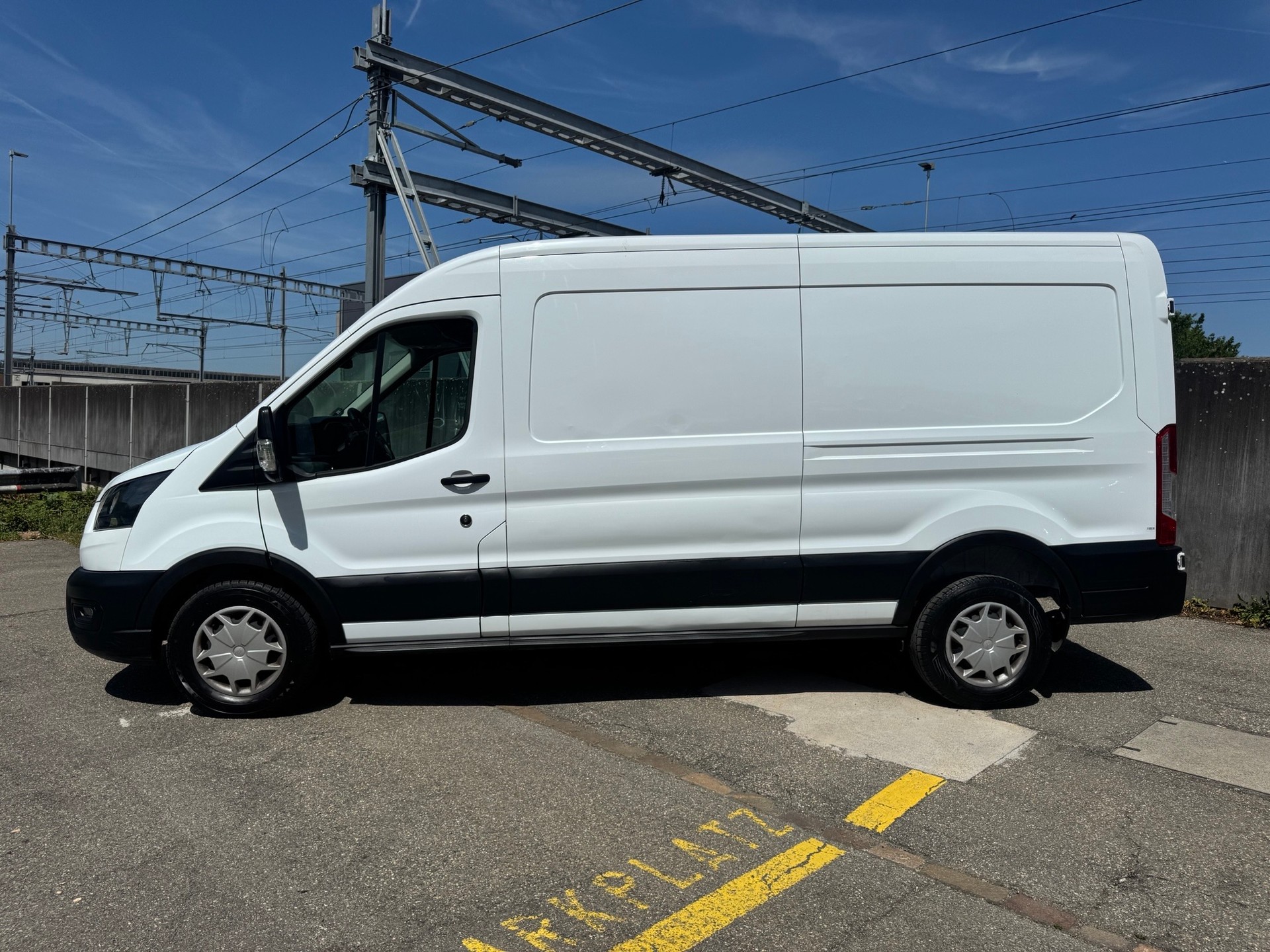 FORD Transit Van 350 L3 Trend 2.0 TDCi 130 FWD A-image-1