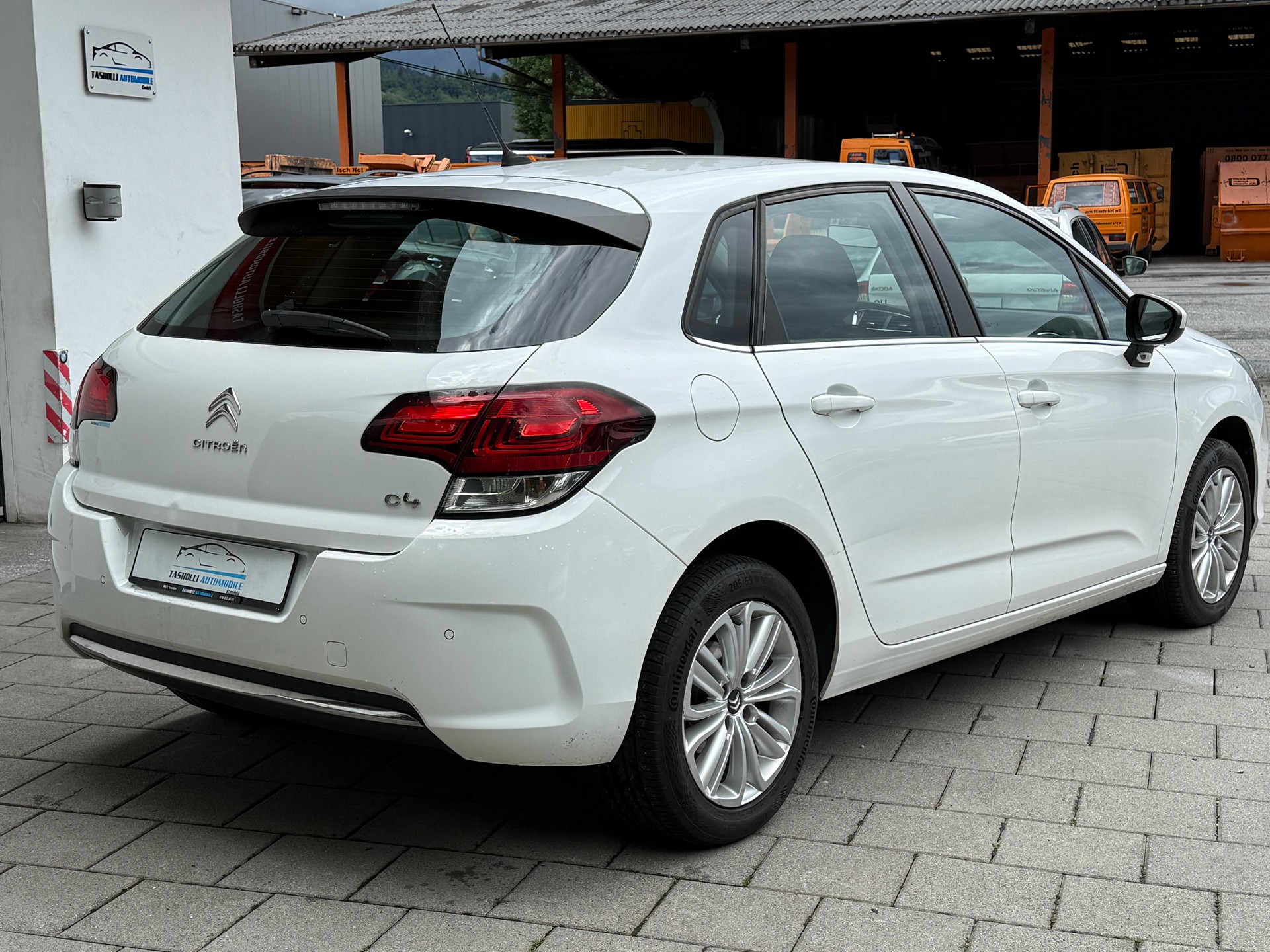 CITROEN C4 1.2 Pure Tech Feel-image-6