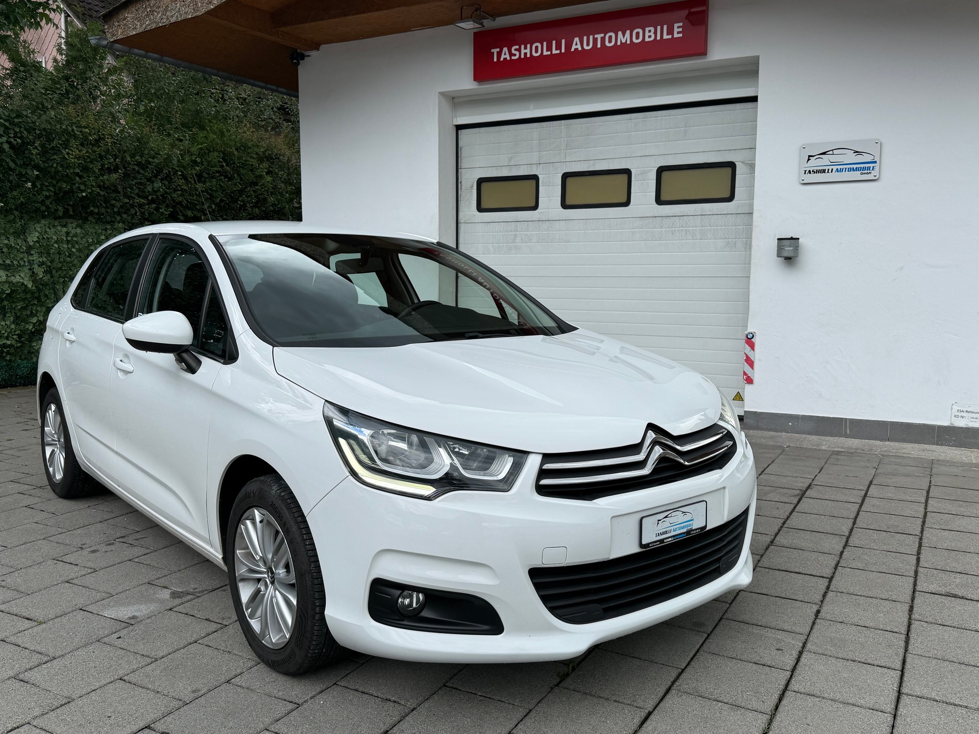 CITROEN C4 1.2 Pure Tech Feel-image-0