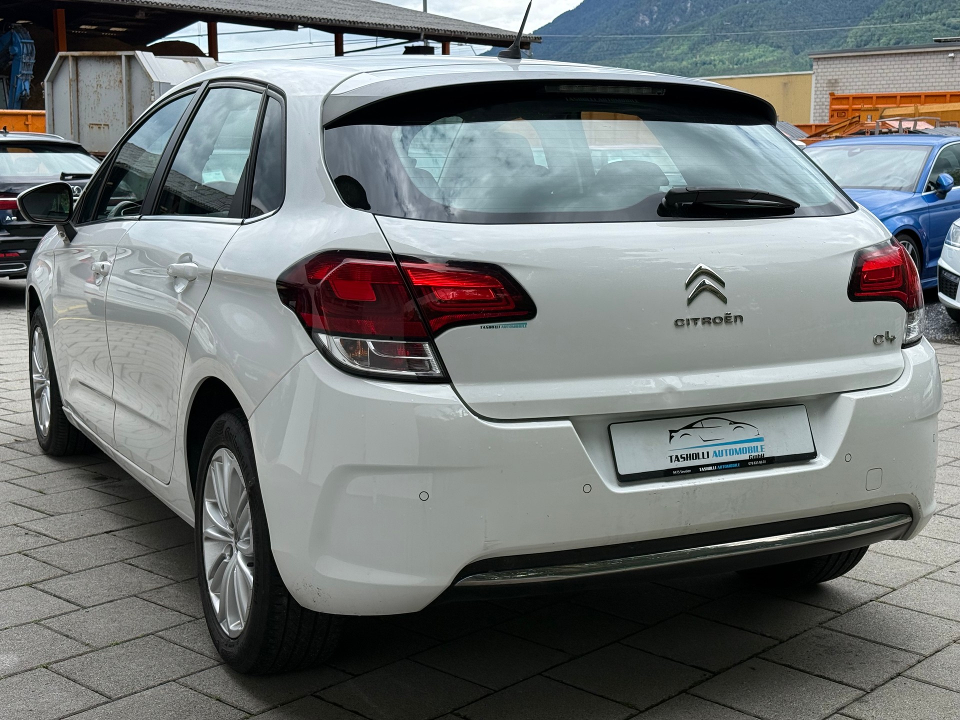CITROEN C4 1.2 Pure Tech Feel-image-3