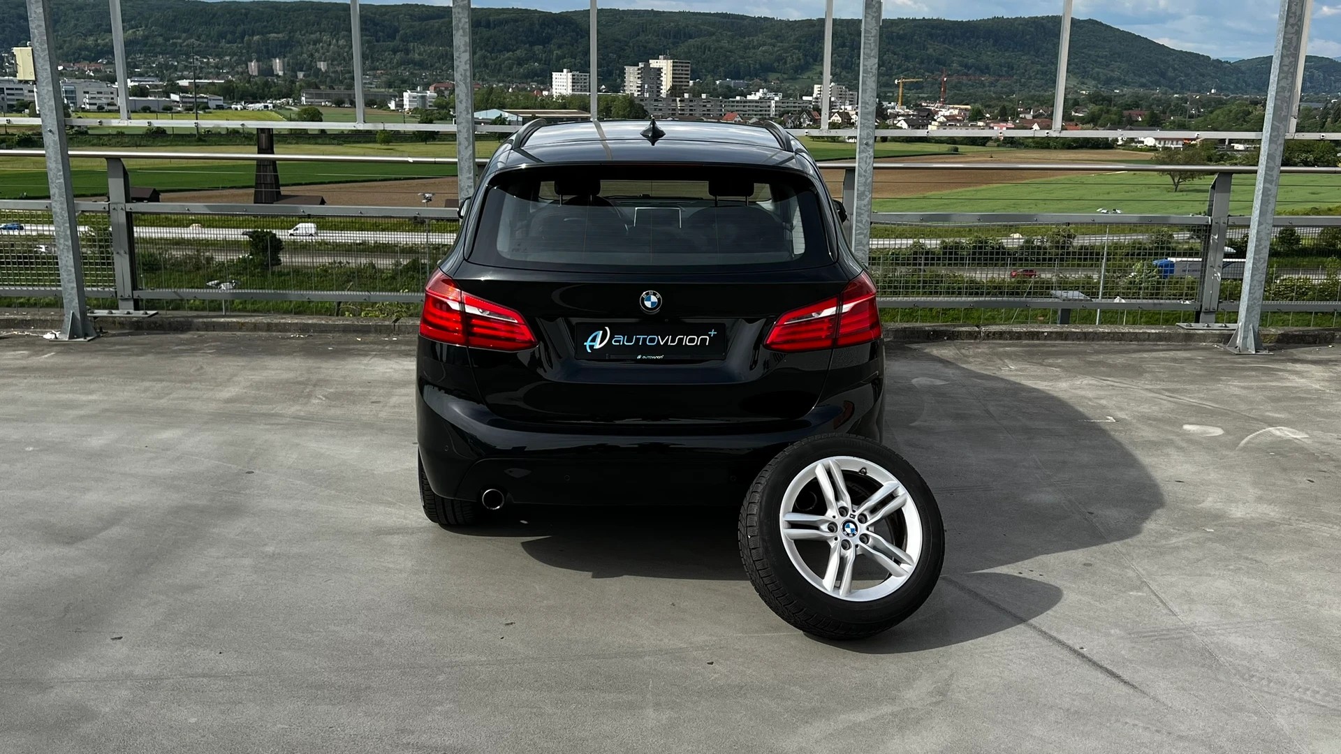 BMW 220i ACTIVE TOURER SPORT LINE STEPTRONIC l 192 PS-image-18