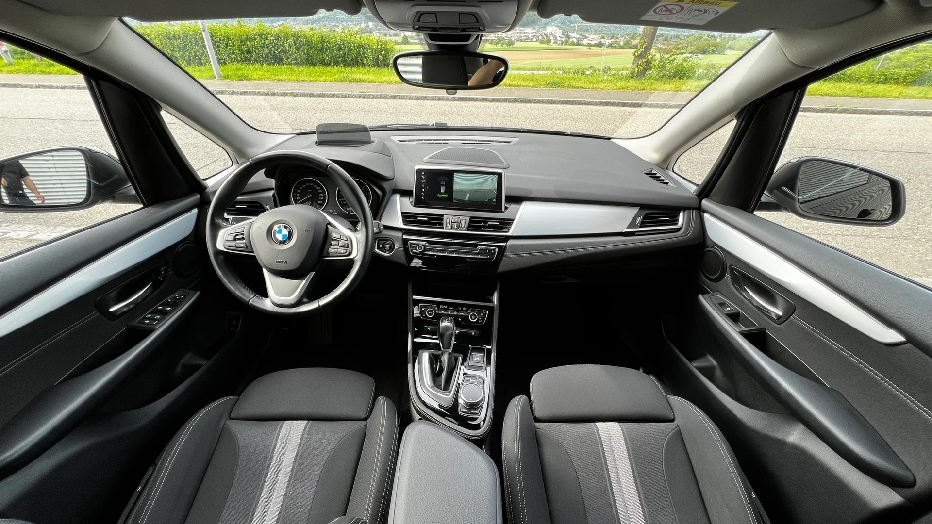 BMW 220i ACTIVE TOURER SPORT LINE STEPTRONIC l 192 PS-image-21