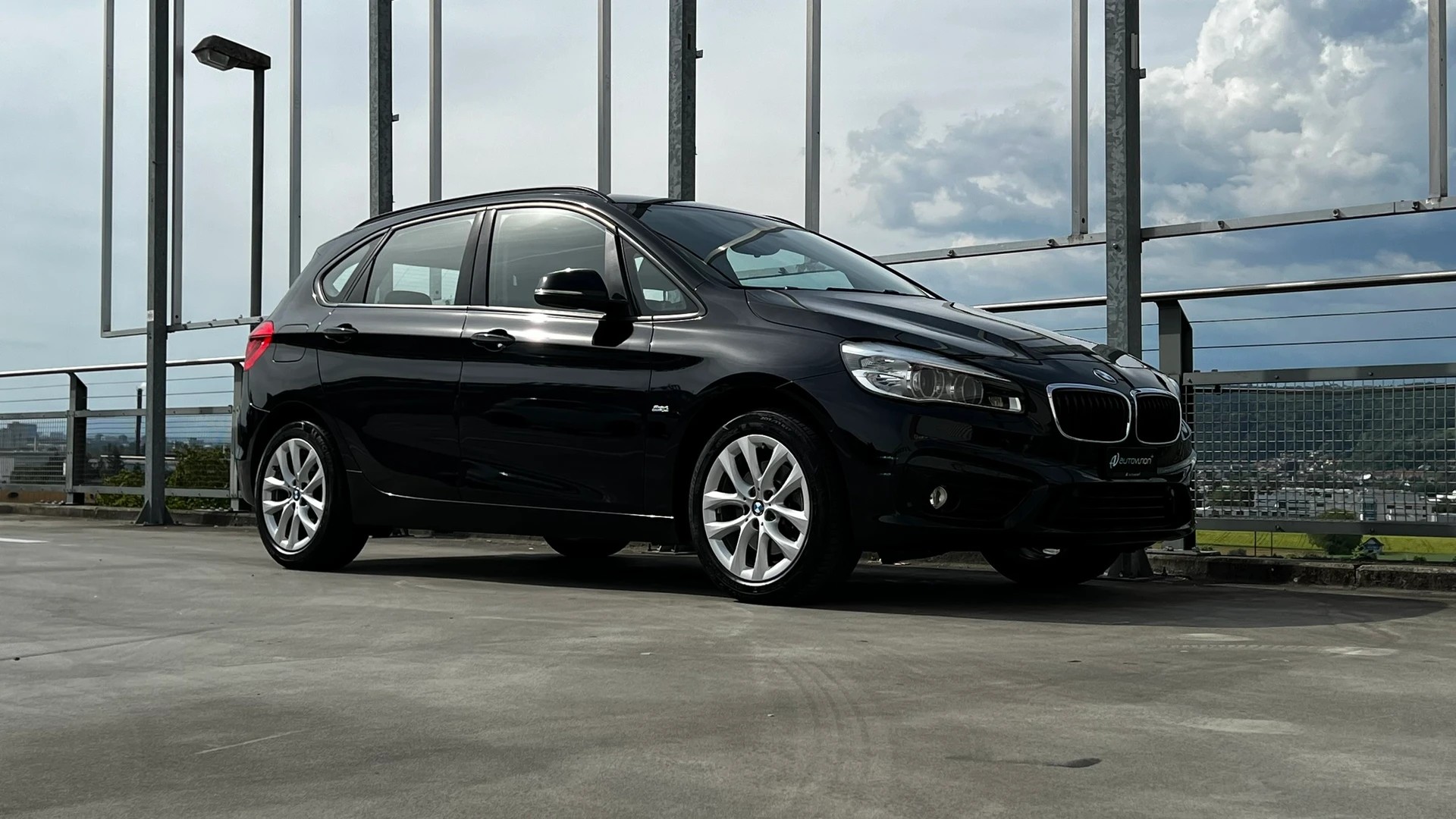 BMW 220i ACTIVE TOURER SPORT LINE STEPTRONIC l 192 PS-image-6