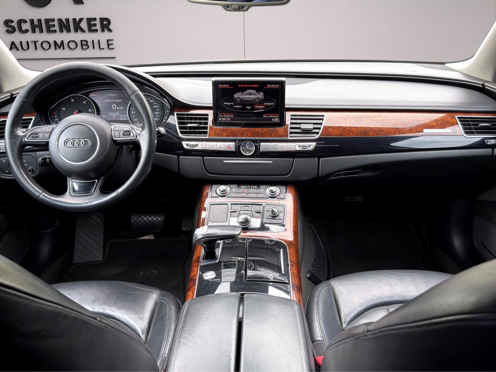 AUDI A8 3.0 TDI quattro tiptronic-image-8