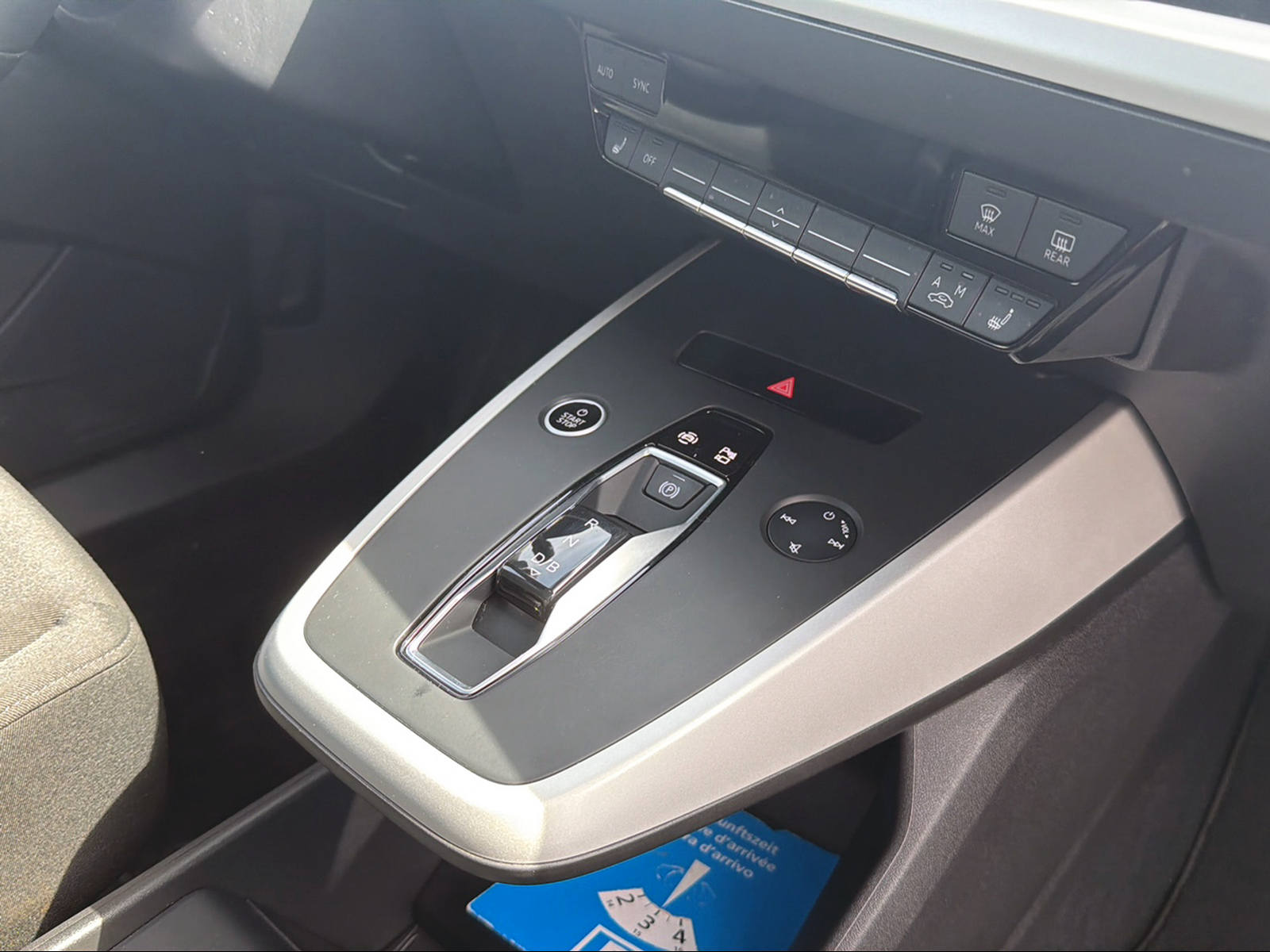 AUDI Q4 e-tron 50 quattro-image-14