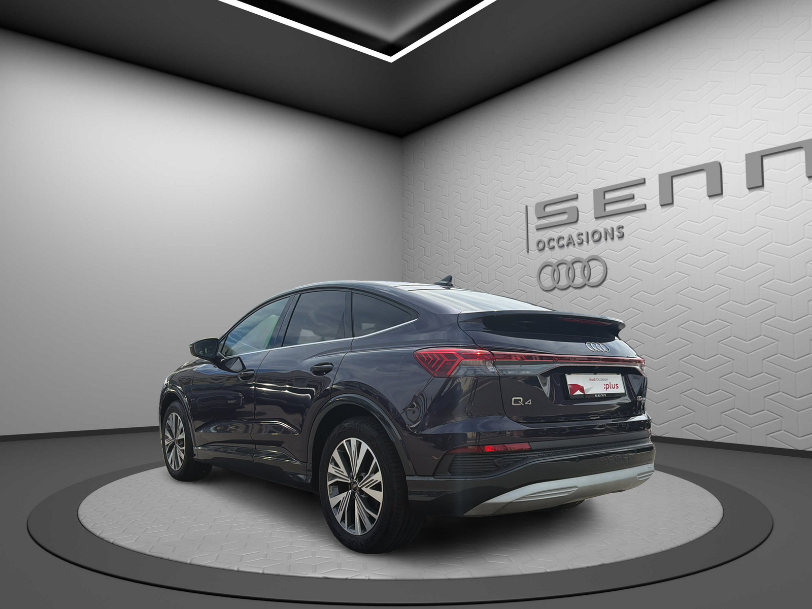 AUDI Q4 e-tron 50 quattro-image-3