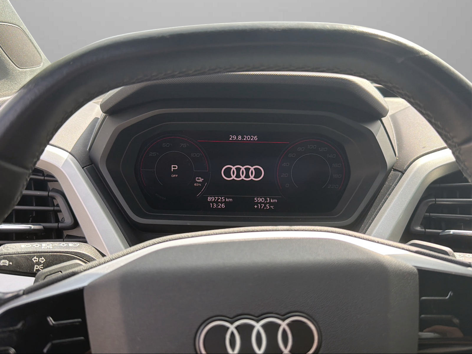 AUDI Q4 e-tron 50 quattro-image-13
