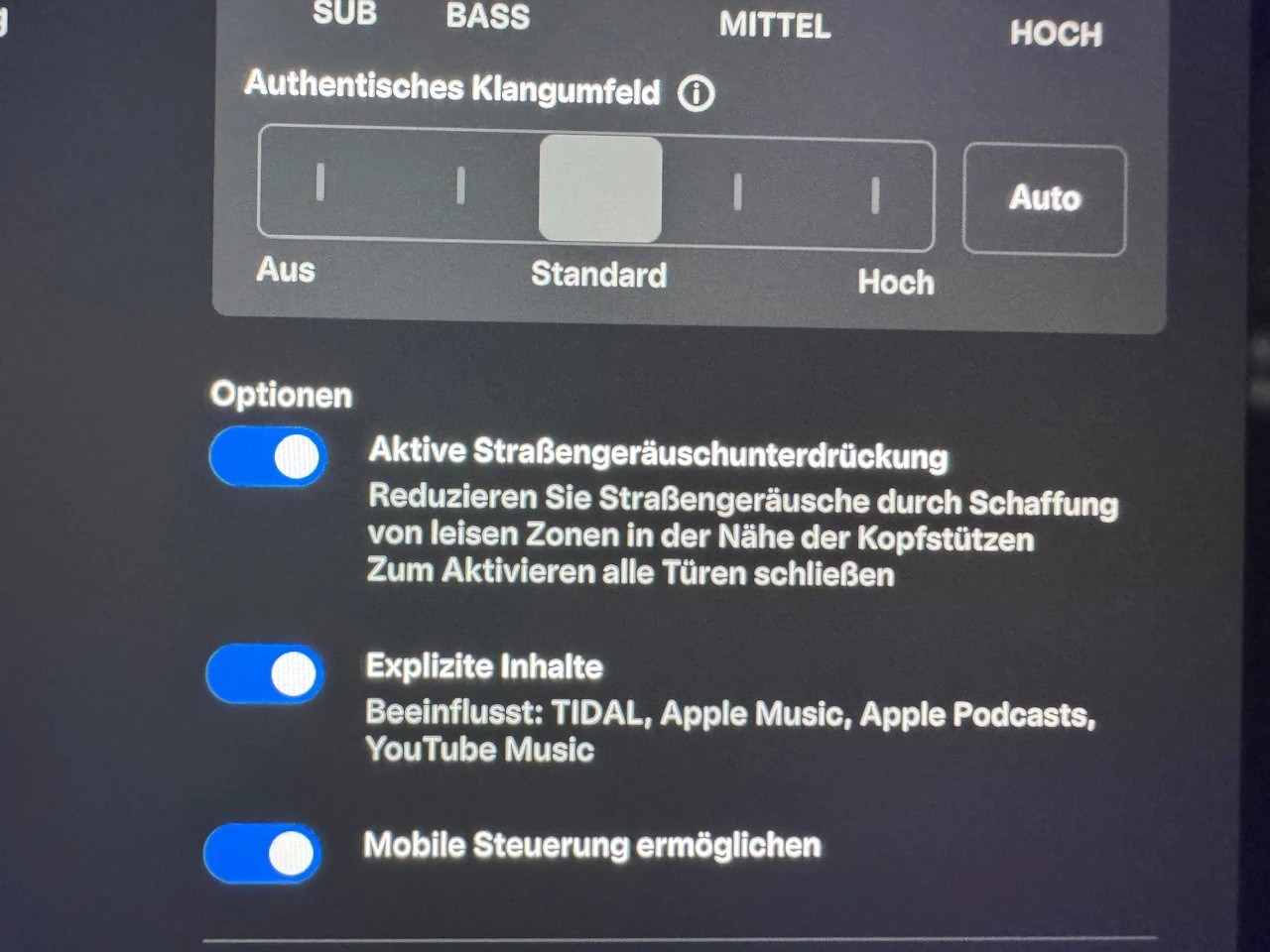 TESLA Model S 100 kWh Plaid / Autopilot 4.0-image-17