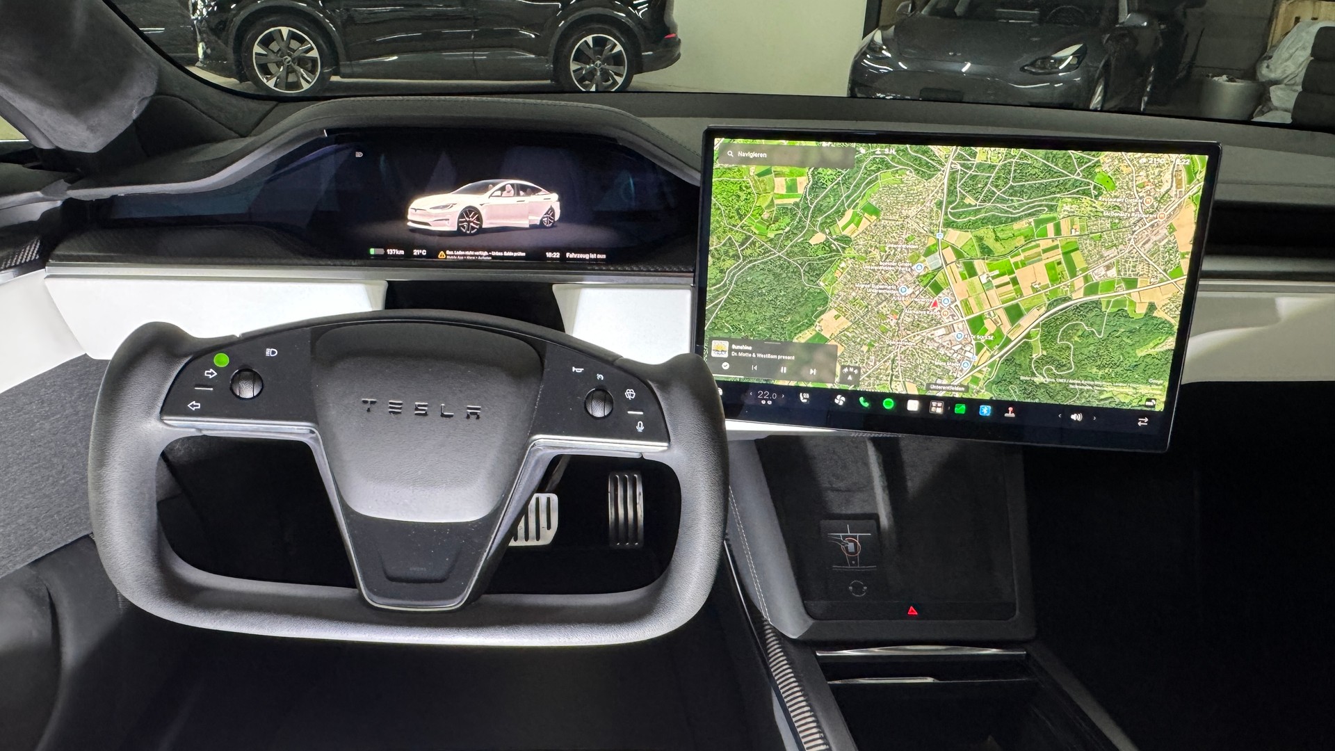 TESLA Model S 100 kWh Plaid / Autopilot 4.0-image-12