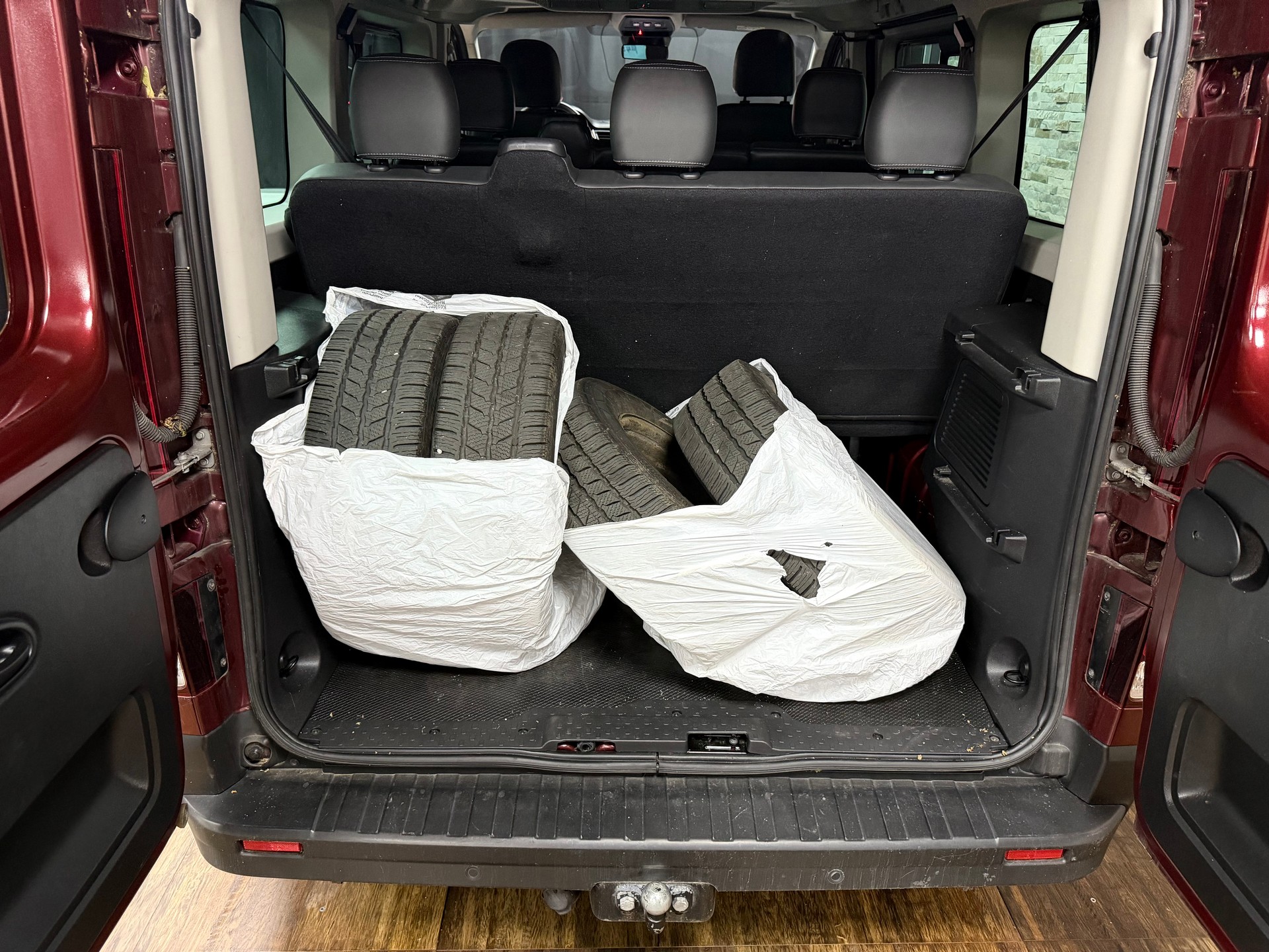 RENAULT Trafic Blue dCi 150 Passenger Techno-image-21