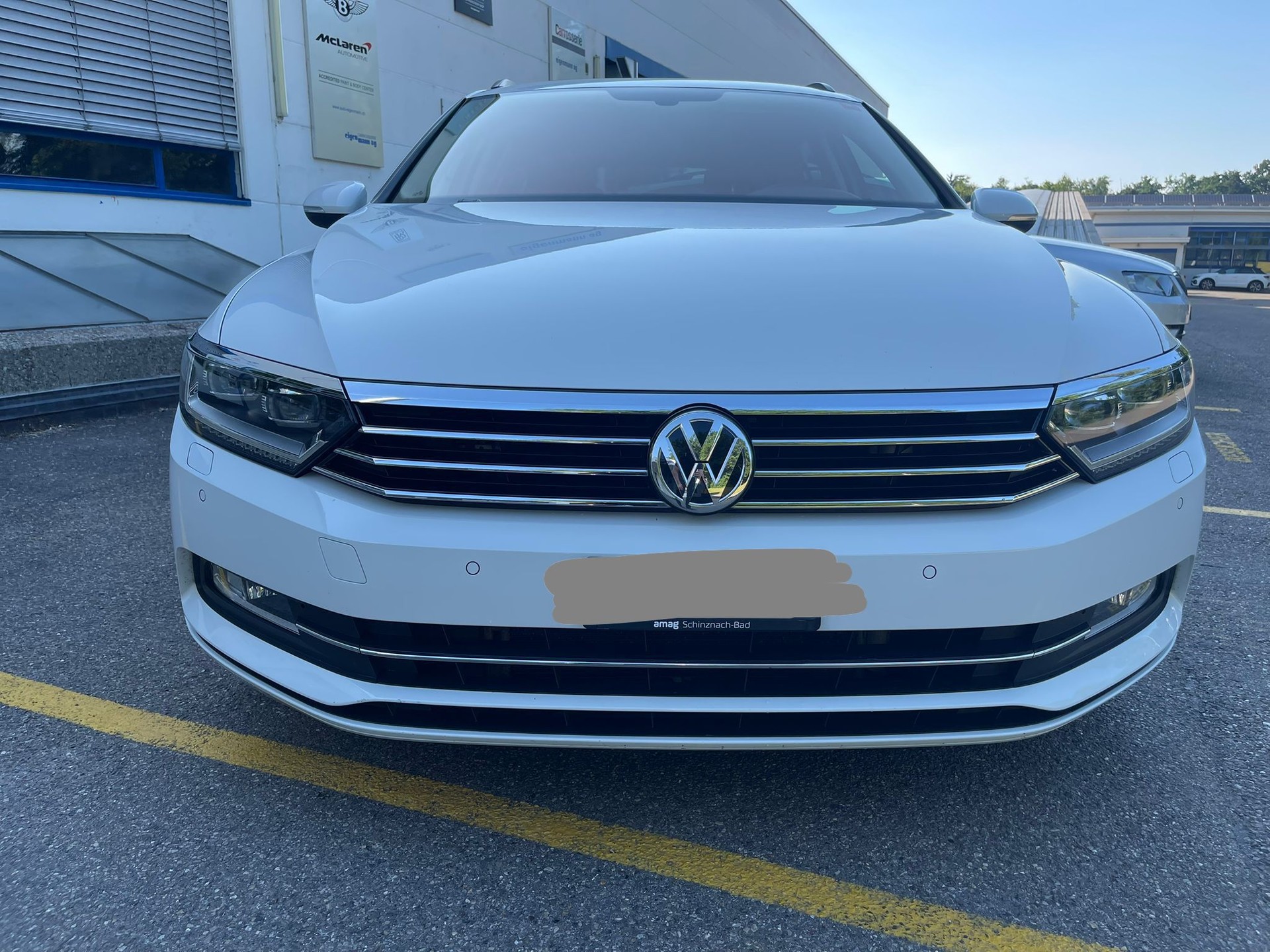 VW Passat Variant 2.0 TDI BMT Trendline DSG-image-5