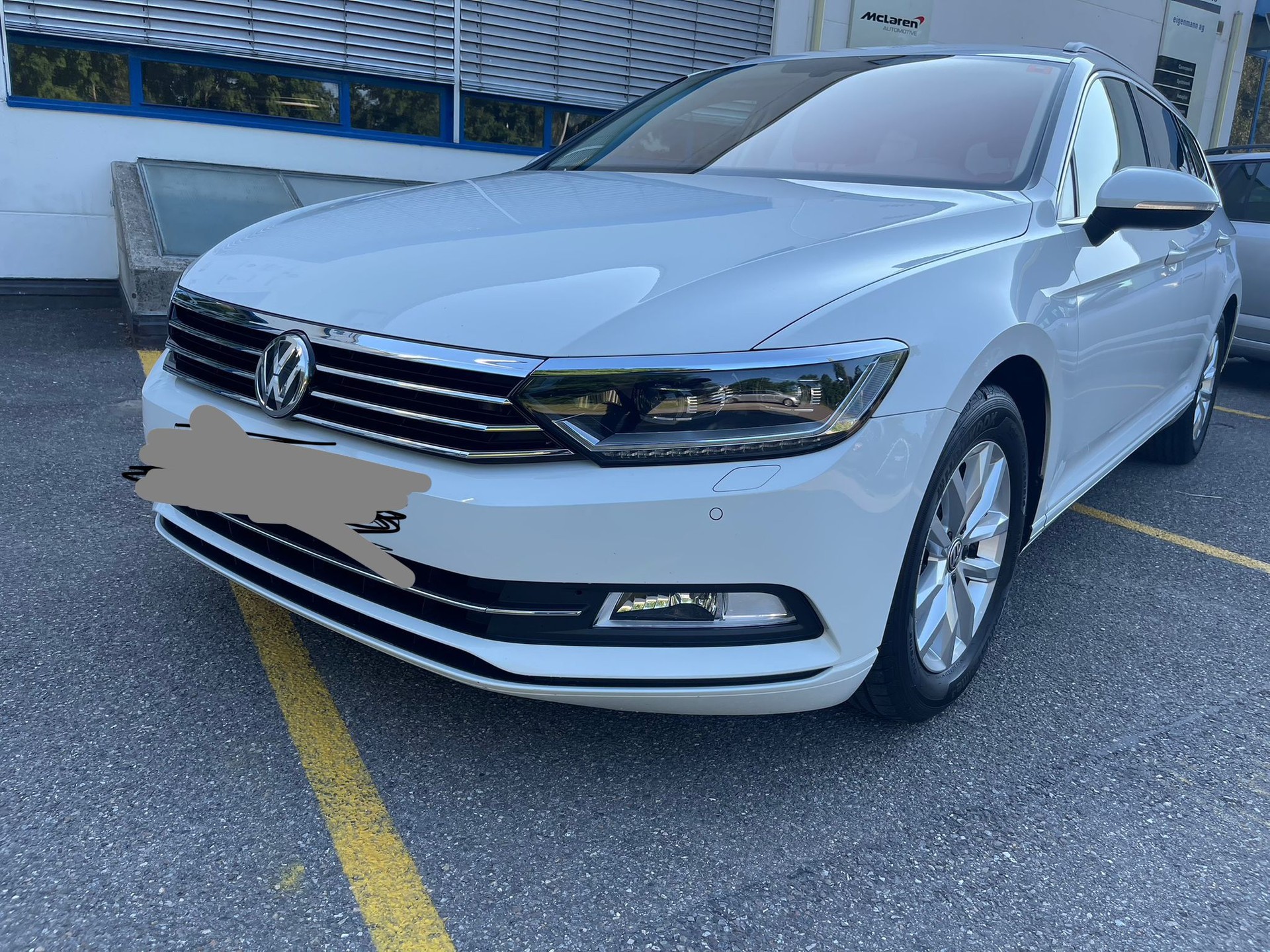 VW Passat Variant 2.0 TDI BMT Trendline DSG-image-3