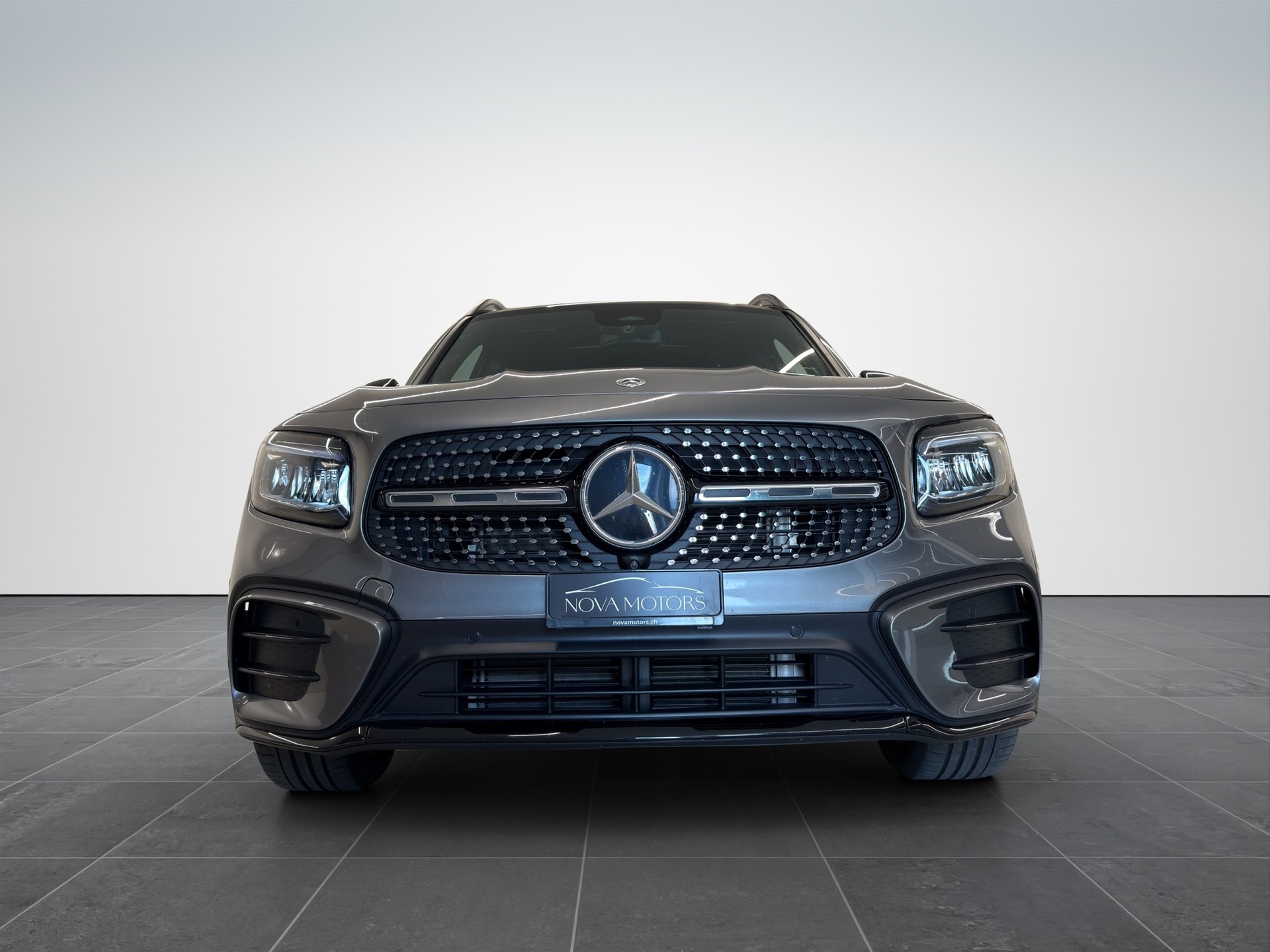 MERCEDES-BENZ GLB 220 d 4Matic AMG Line 8G-Tronic-image-1