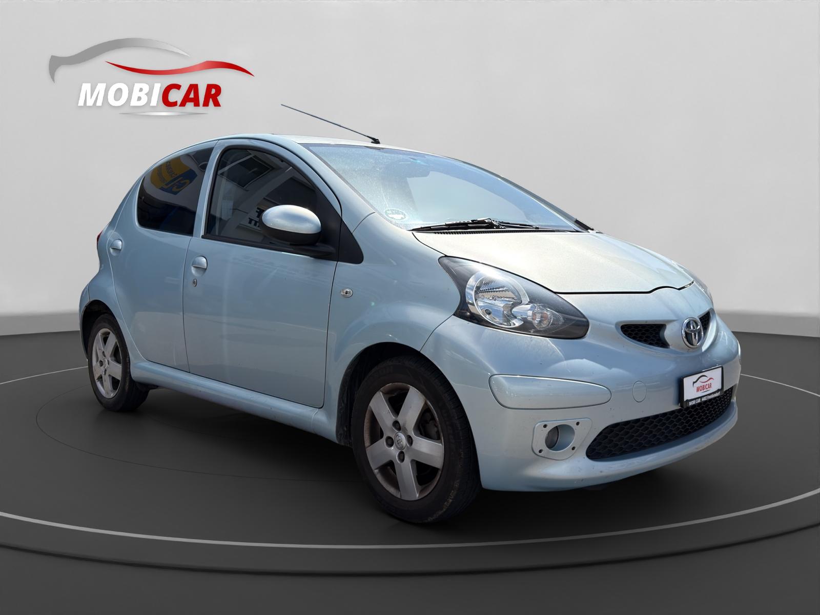 TOYOTA Aygo 1.4 D Linea Luna-image-6
