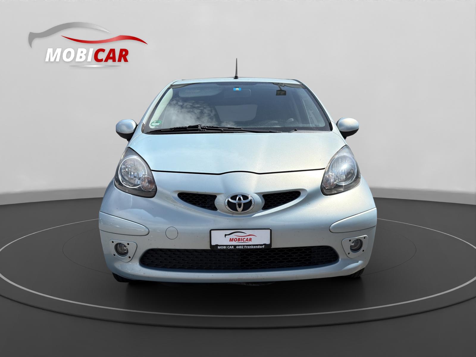 TOYOTA Aygo 1.4 D Linea Luna-image-7