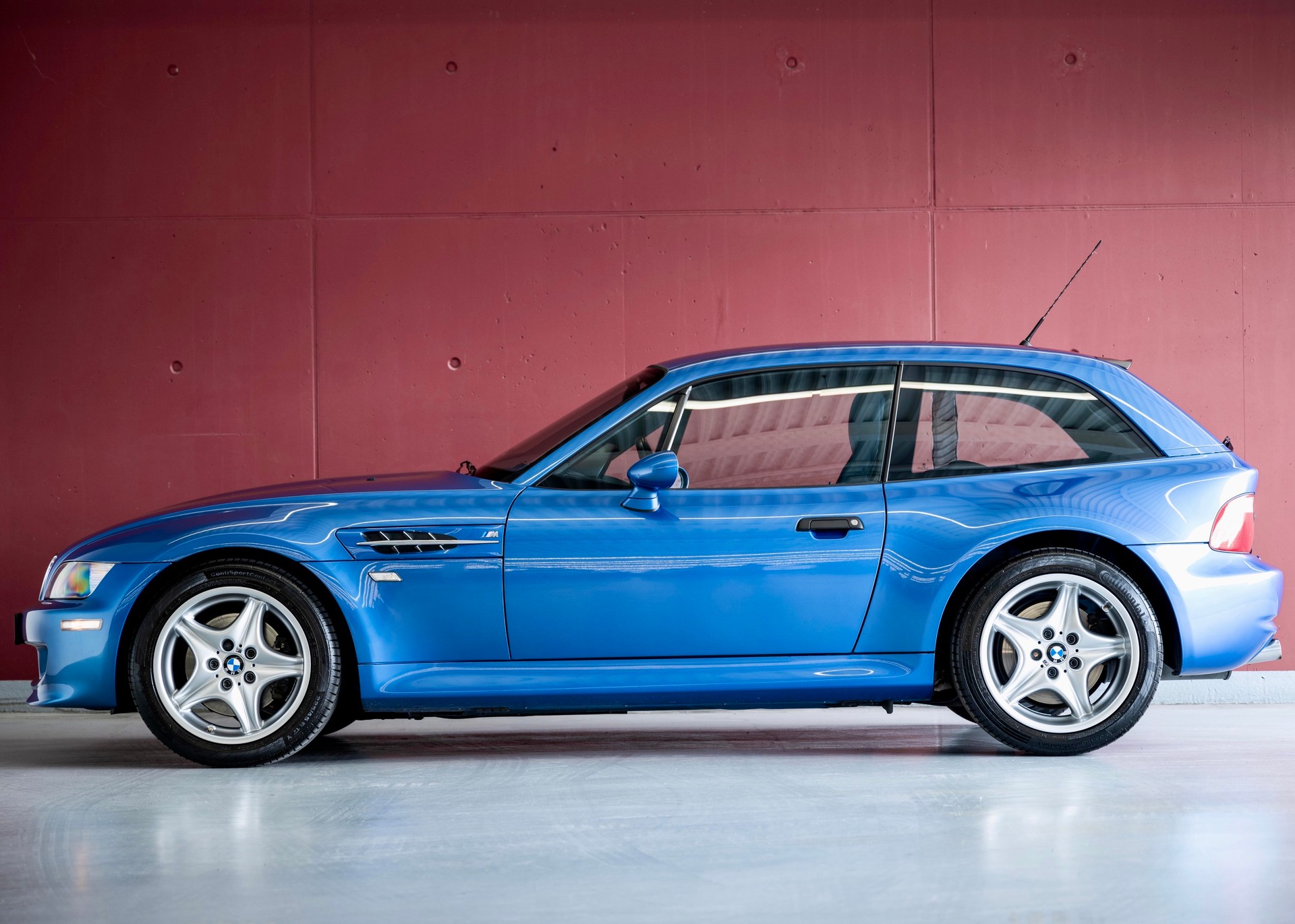 BMW M Coupé (2nd hand Swiss car, fantastic condition, full service history, 100% original)-image-6