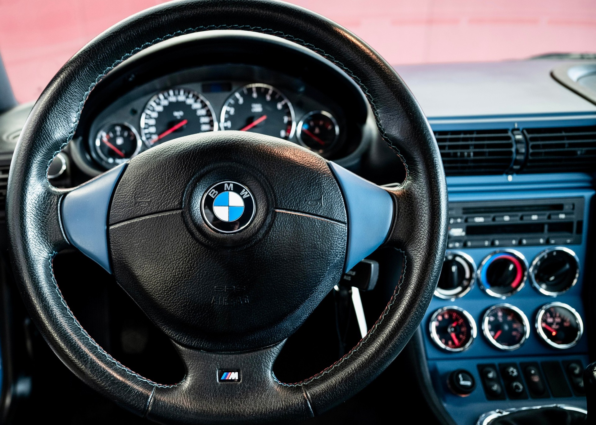 BMW M Coupé (2nd hand Swiss car, fantastic condition, full service history, 100% original)-image-17