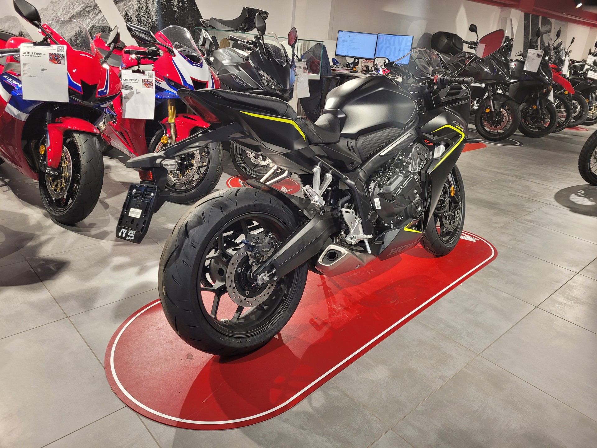HONDA CBR 650 R E-Clutch (35kW)-showroom-element-2