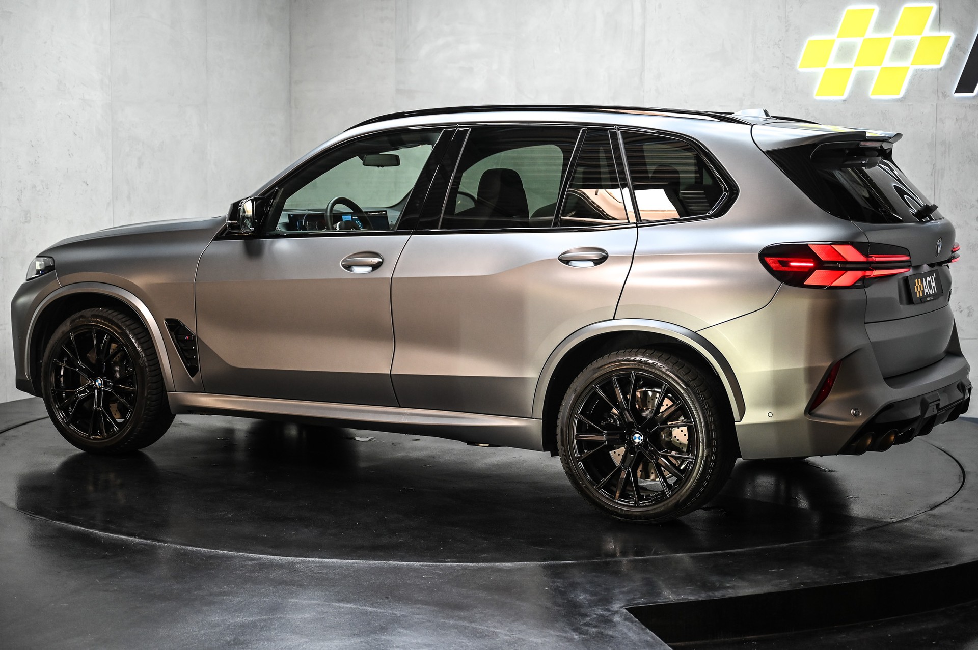 BMW X5 M Competition-image-5