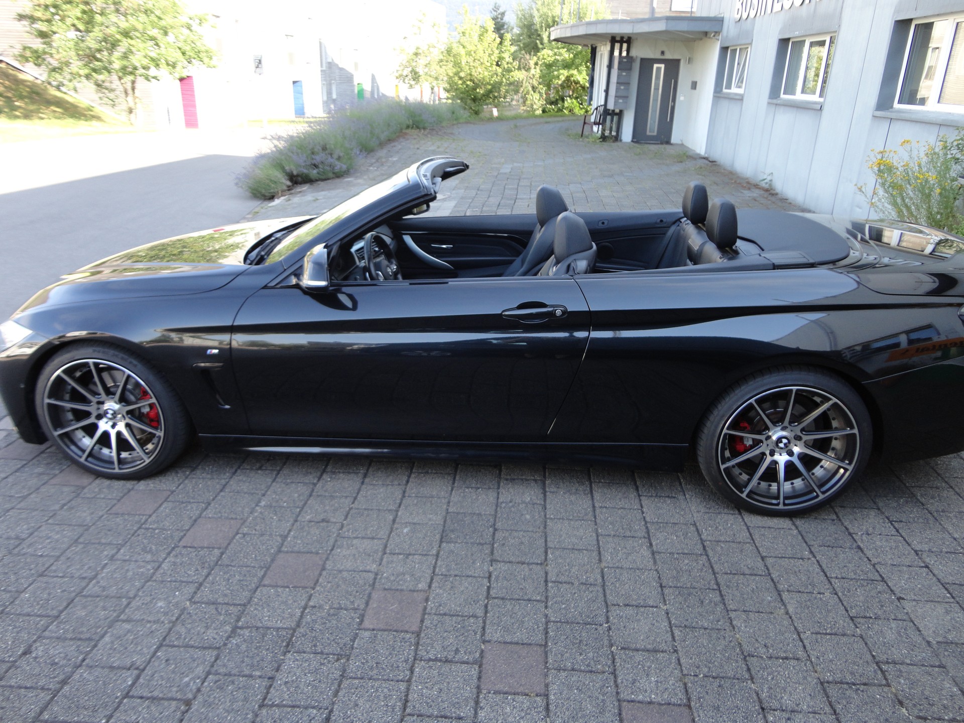 BMW 428i Cabriolet xDrive Sport Line Steptronic-image-3