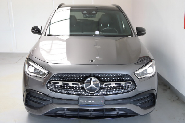 MERCEDES-BENZ GLA 250e AMG Line 8G-DCT-image-4