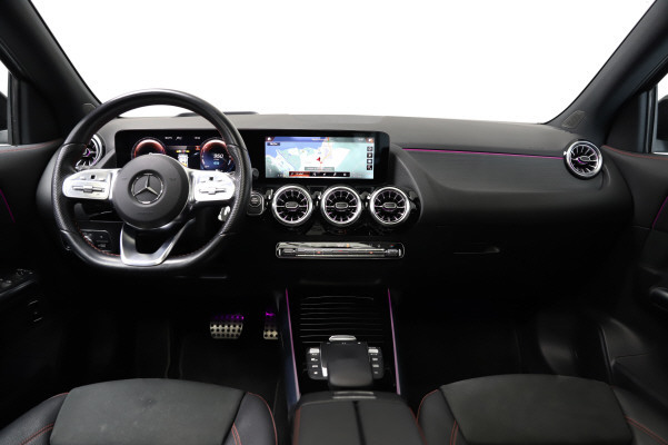 MERCEDES-BENZ GLA 250e AMG Line 8G-DCT-image-9