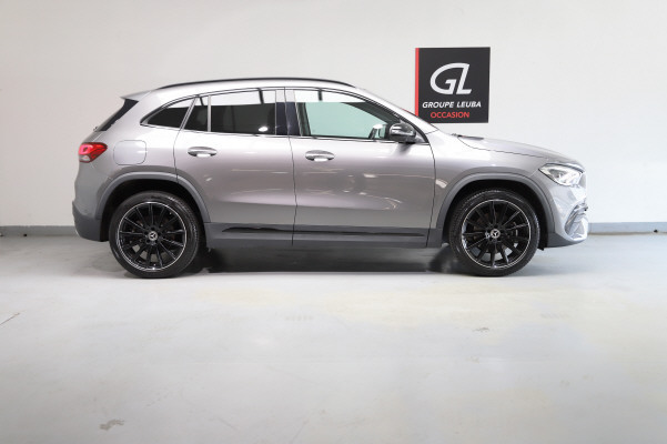 MERCEDES-BENZ GLA 250e AMG Line 8G-DCT-image-6