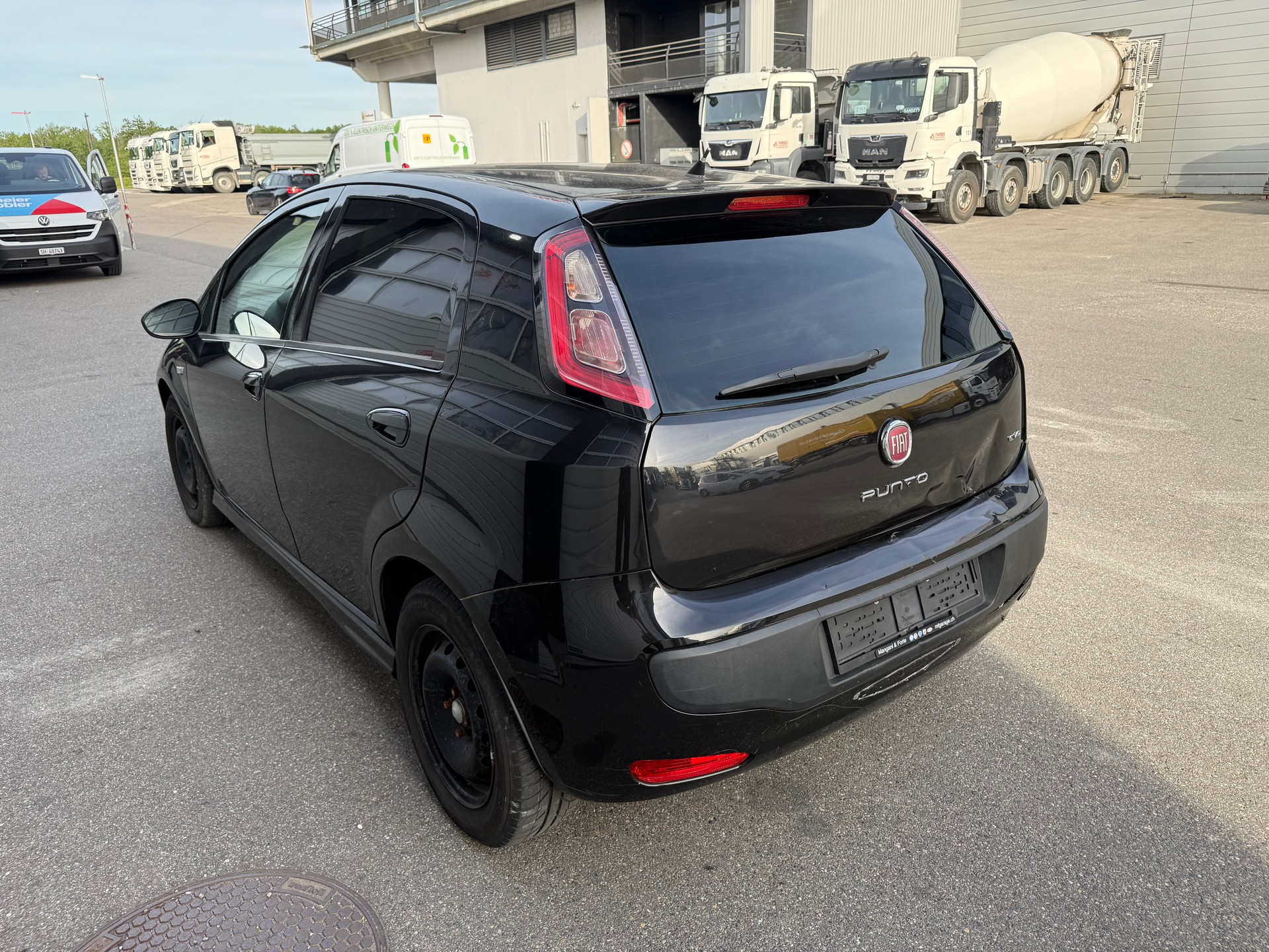 FIAT Punto Grande 1.4 EVO-image-1