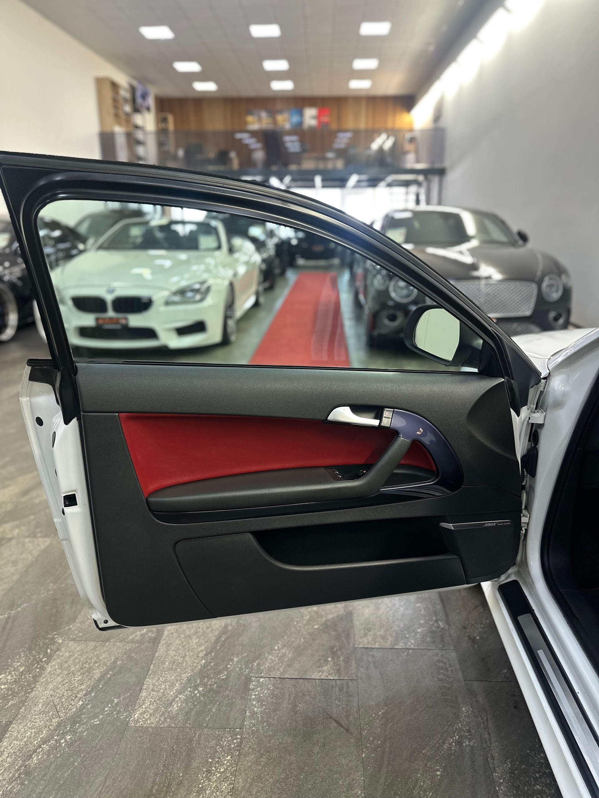 AUDI S3 2.0 TFSI quattro-image-14