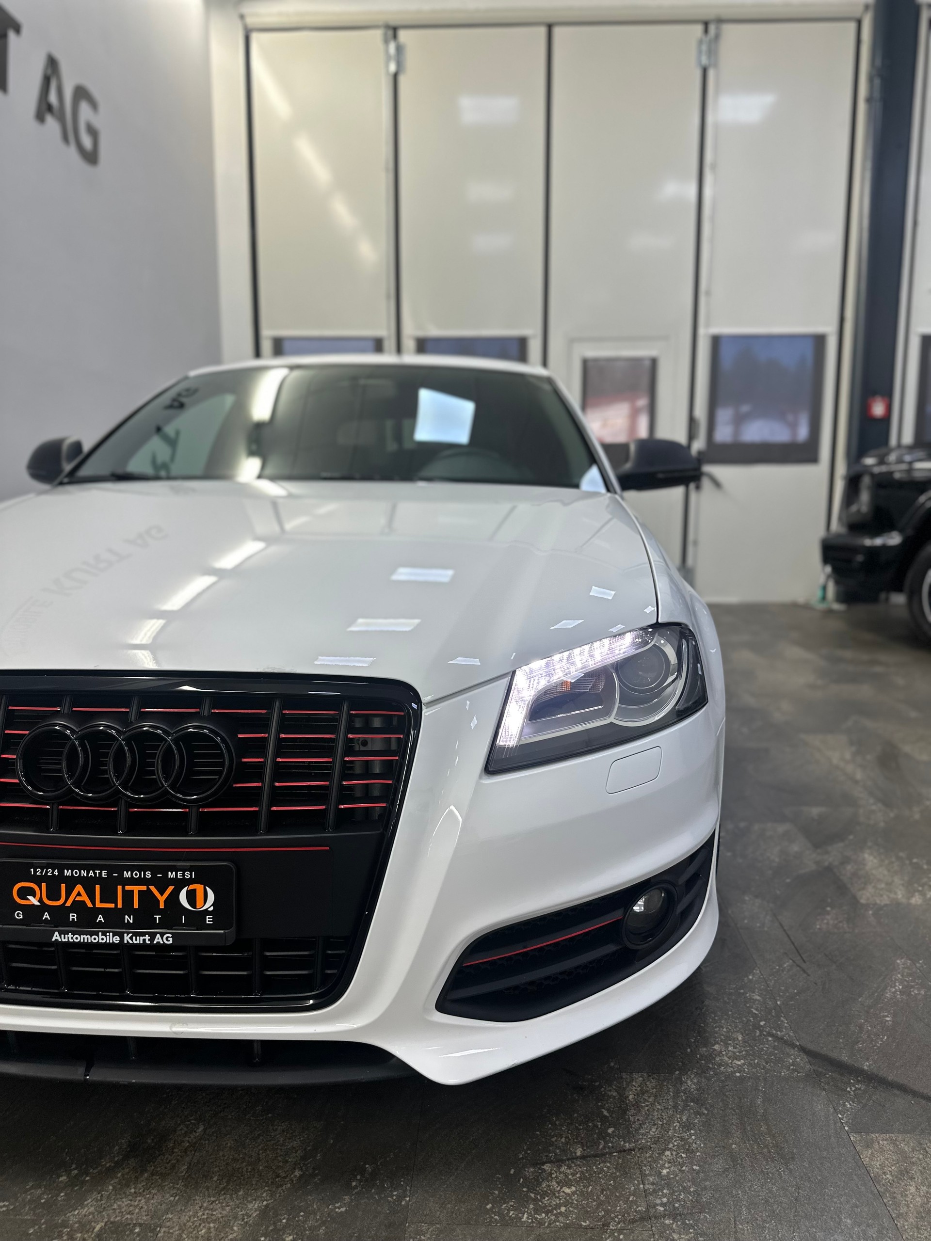AUDI S3 2.0 TFSI quattro-image-5