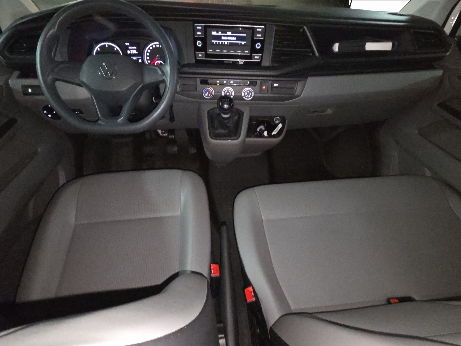 VW T6.1 2.0 TDI 4Motion-image-6