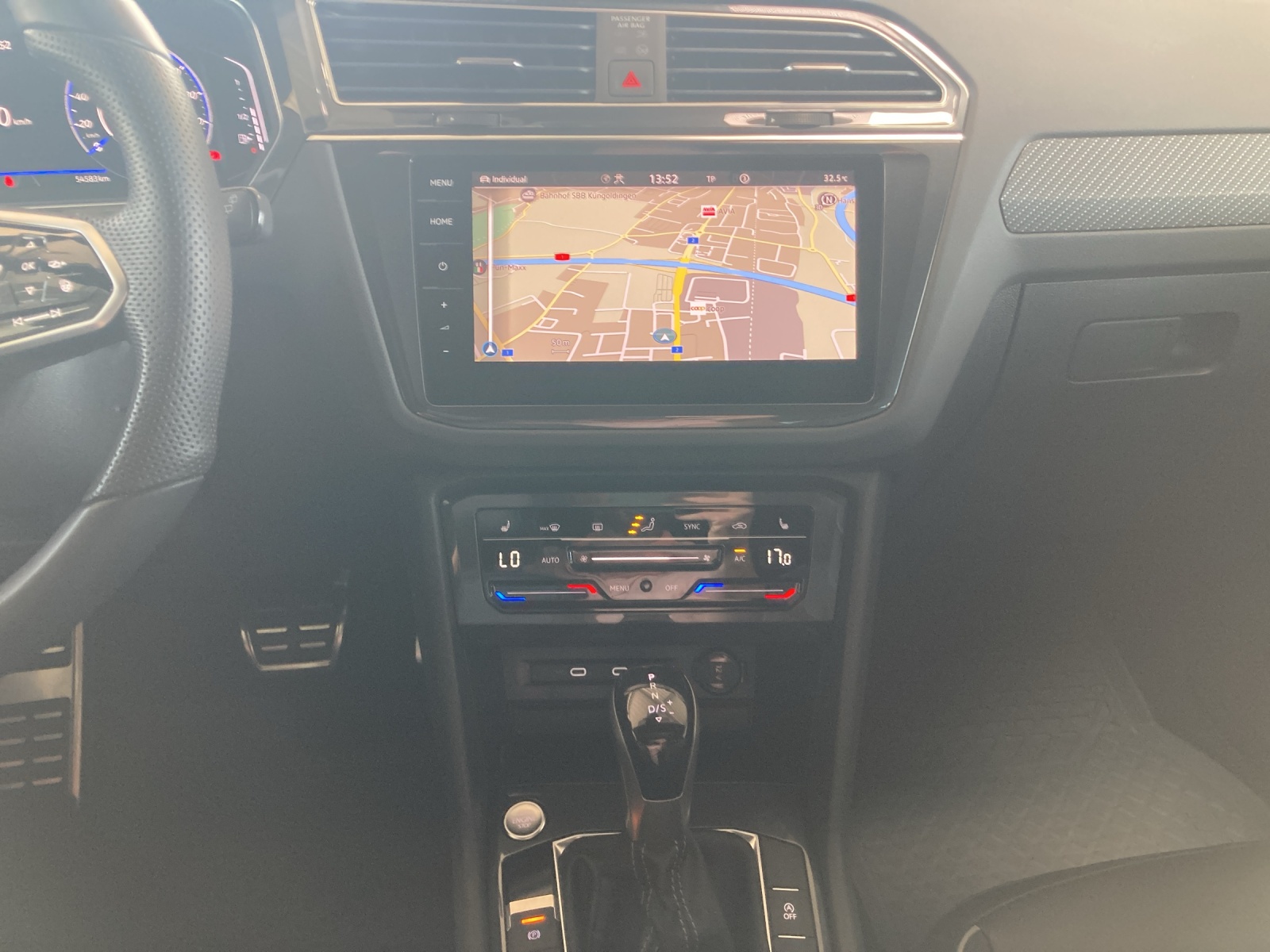 VW Tiguan 2.0TSI R-Line 4Motion DSG-image-10