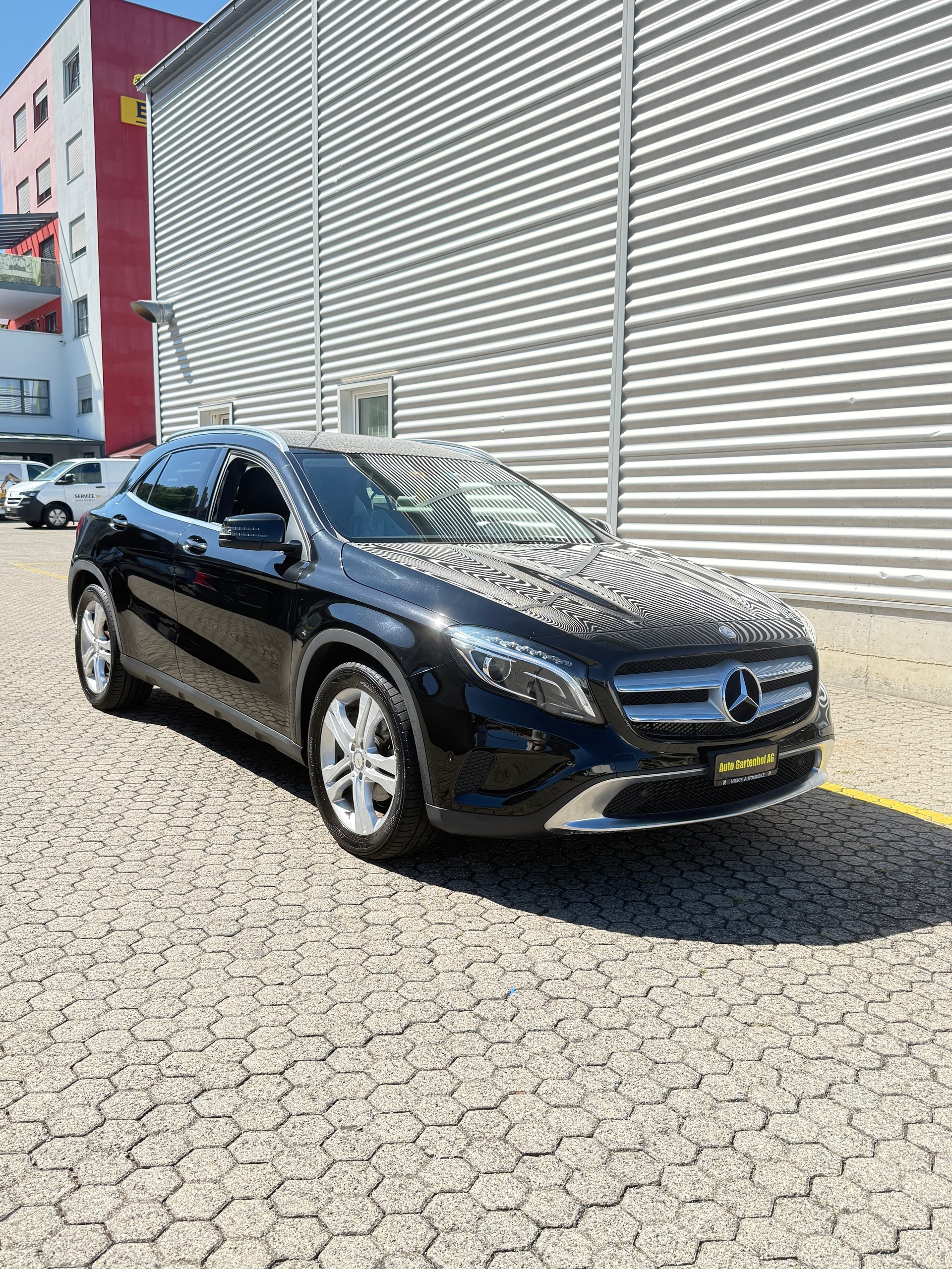 MERCEDES-BENZ GLA 200 CDI 4Matic 7G-DCT-image-4