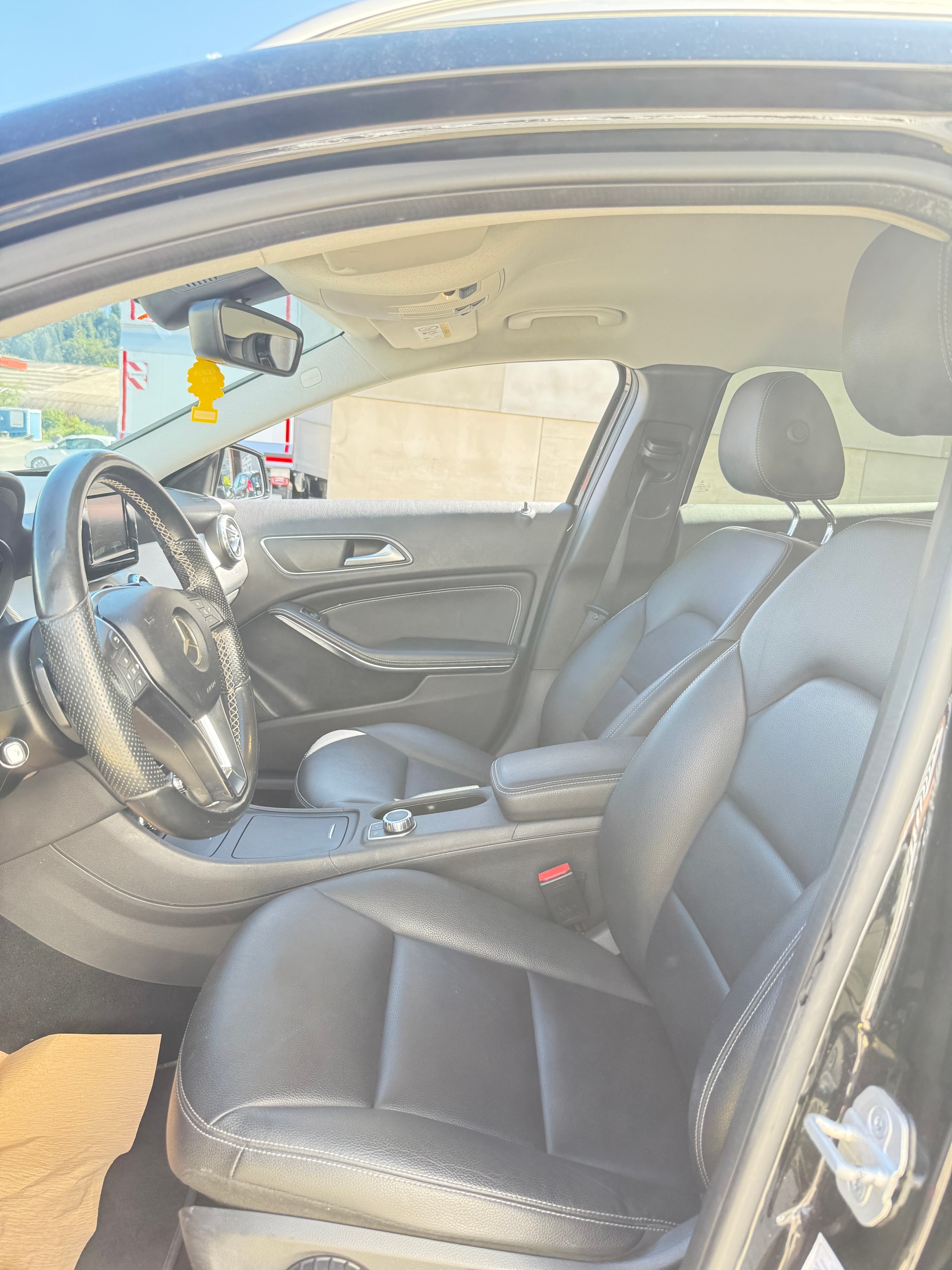 MERCEDES-BENZ GLA 200 CDI 4Matic 7G-DCT-image-13