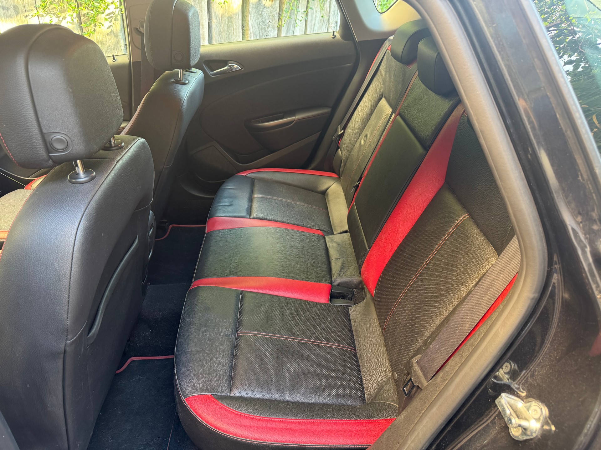 OPEL Astra 2.0 CDTi BiTurbo-image-10