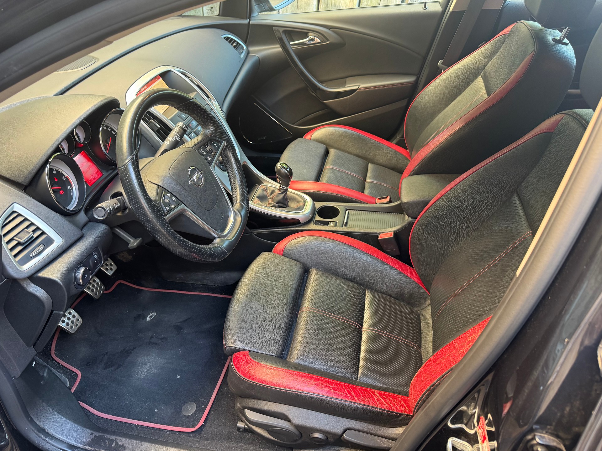 OPEL Astra 2.0 CDTi BiTurbo-image-7