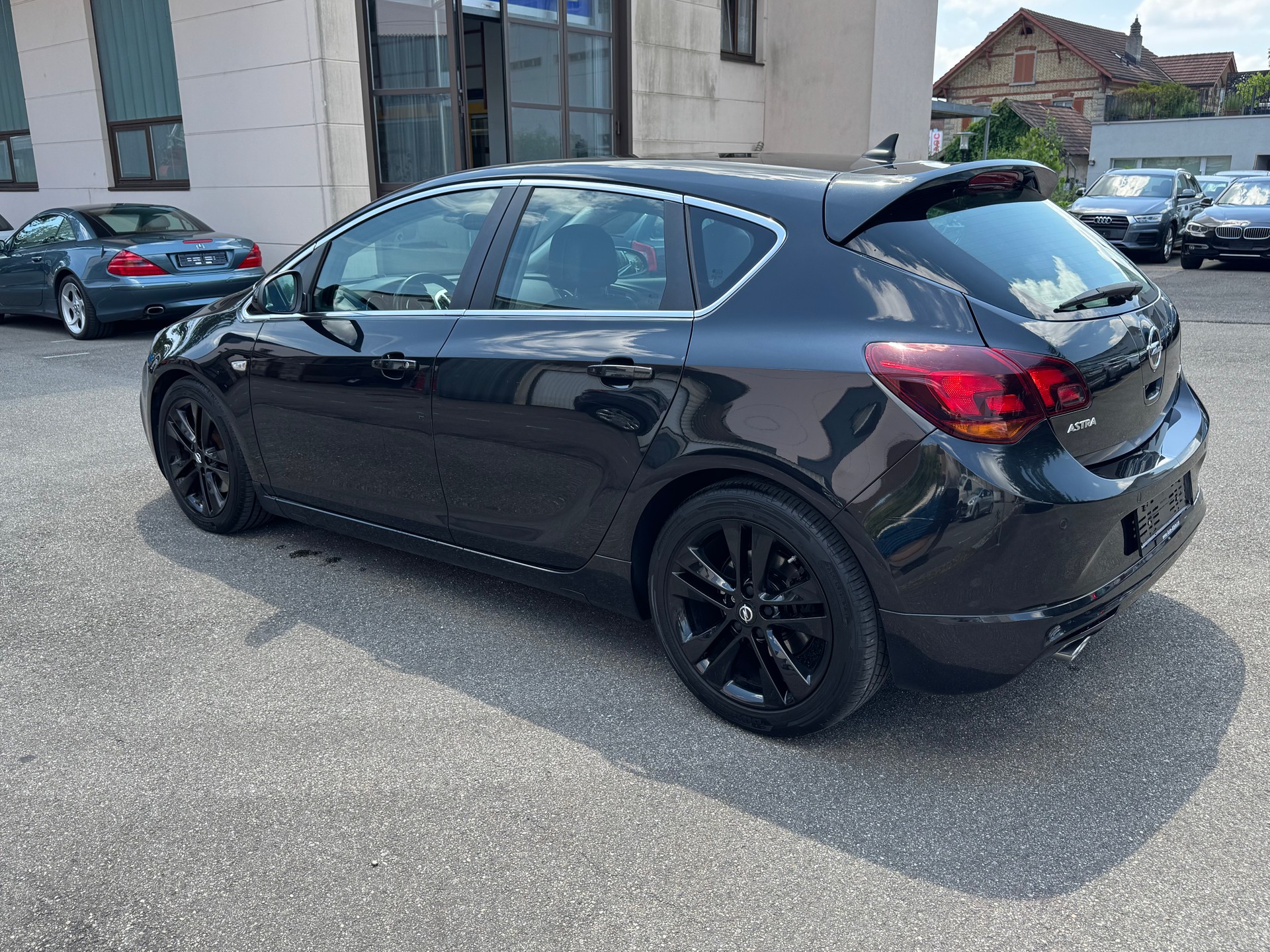 OPEL Astra 2.0 CDTi BiTurbo-image-3