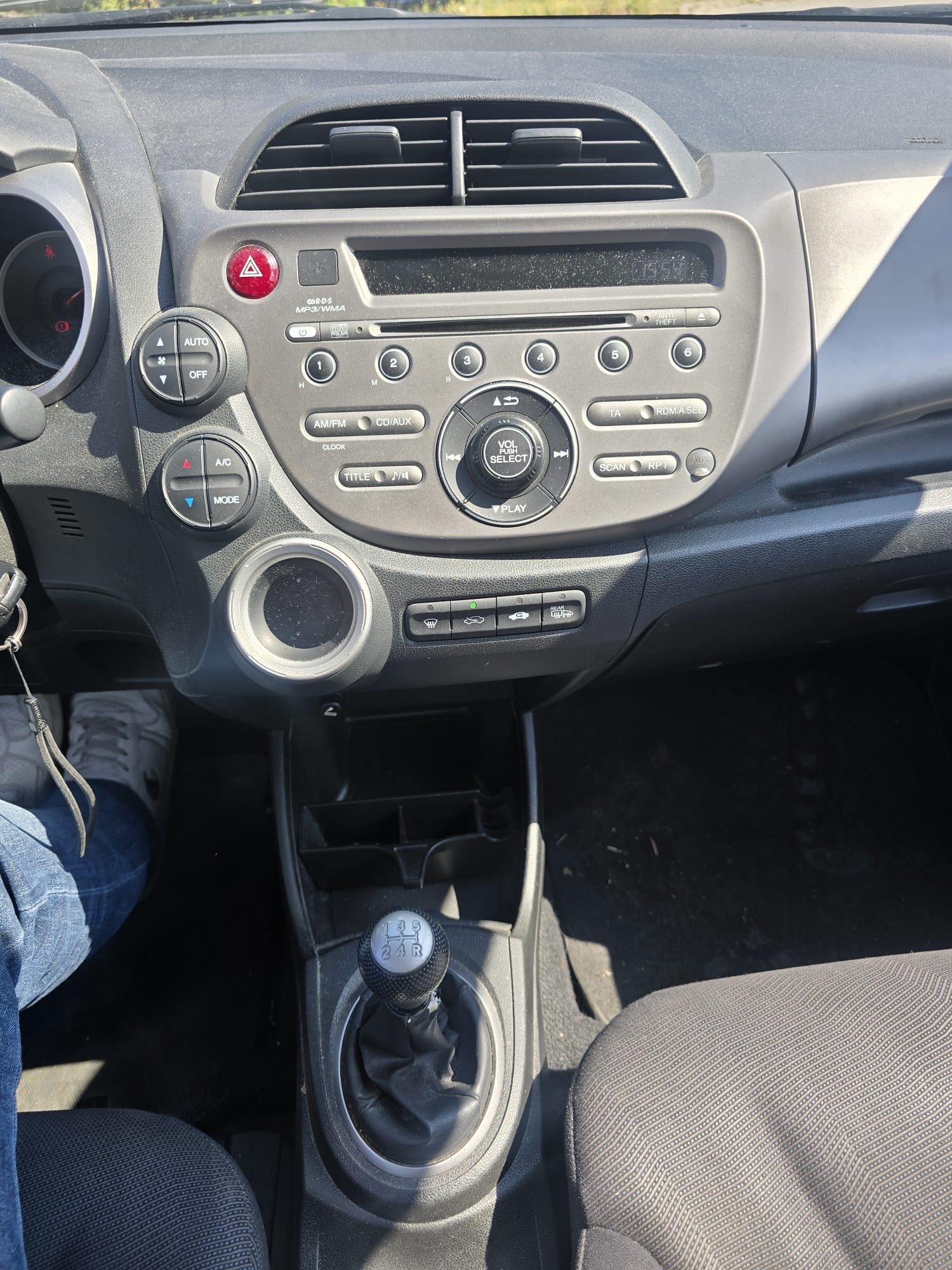 HONDA Jazz 1.4i Elegance-image-9