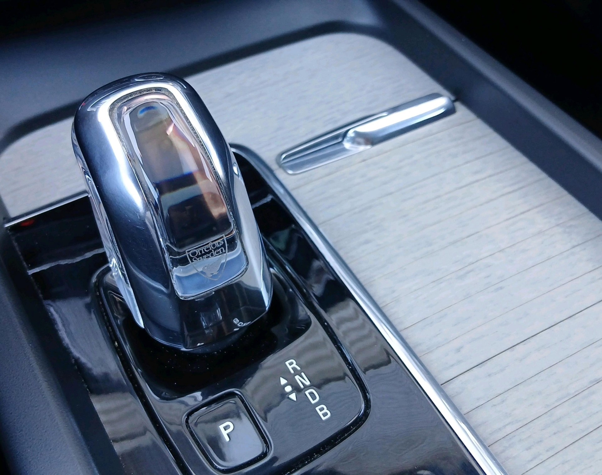 VOLVO XC60 2.0 T8 TE Inscription eAW-image-17