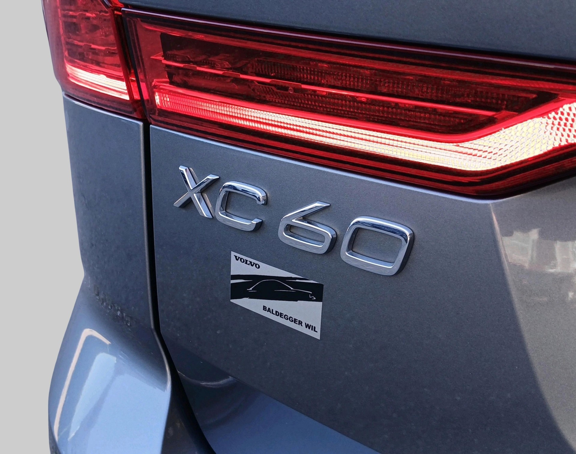 VOLVO XC60 2.0 T8 TE Inscription eAW-image-18
