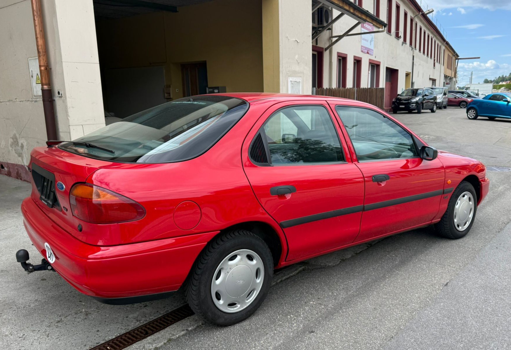 FORD Mondeo 1.8i GLX Winner-image-2