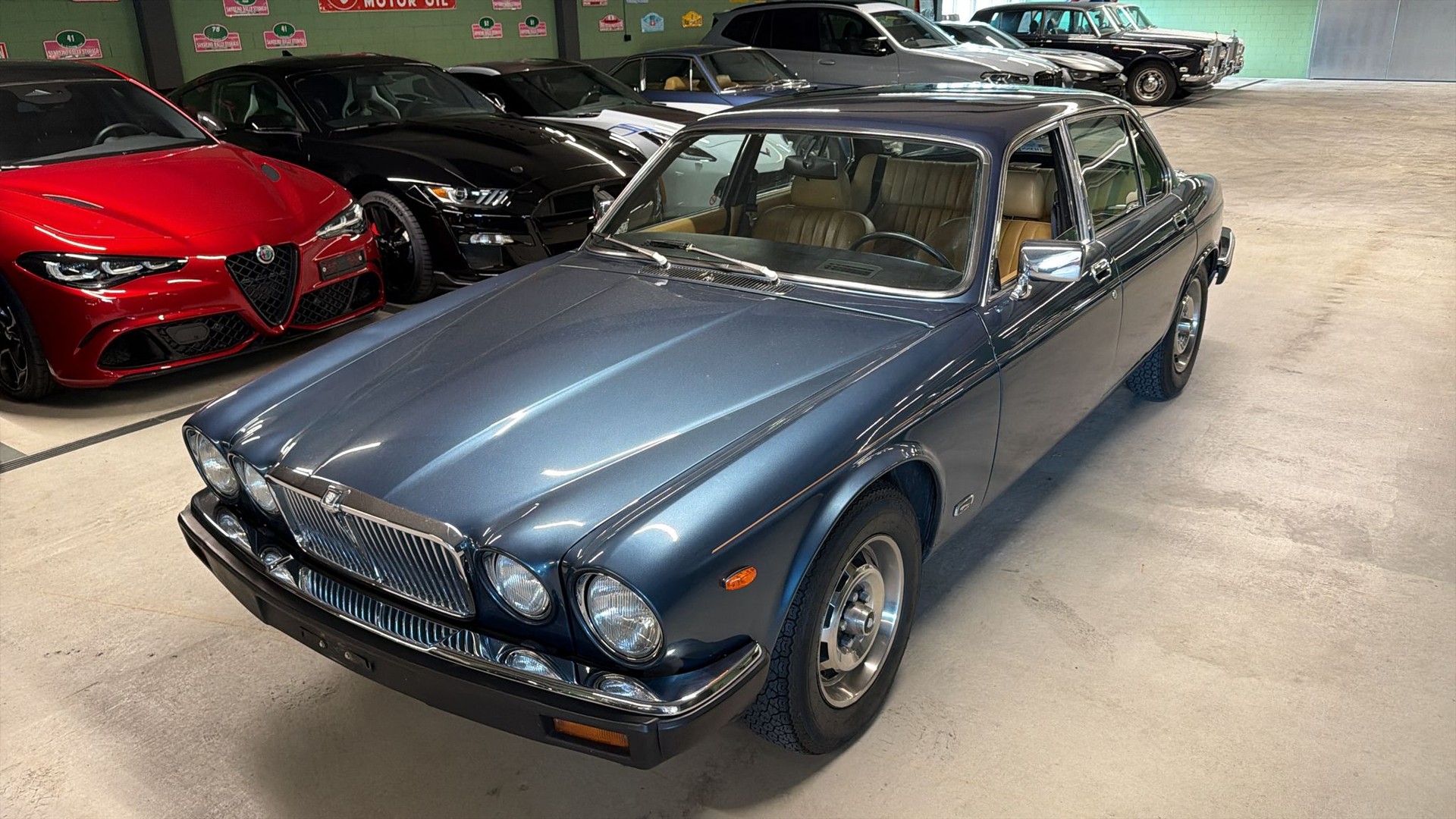 JAGUAR XJ6 4,2 Serie 3 - Rostfrei - Veteran-image-0