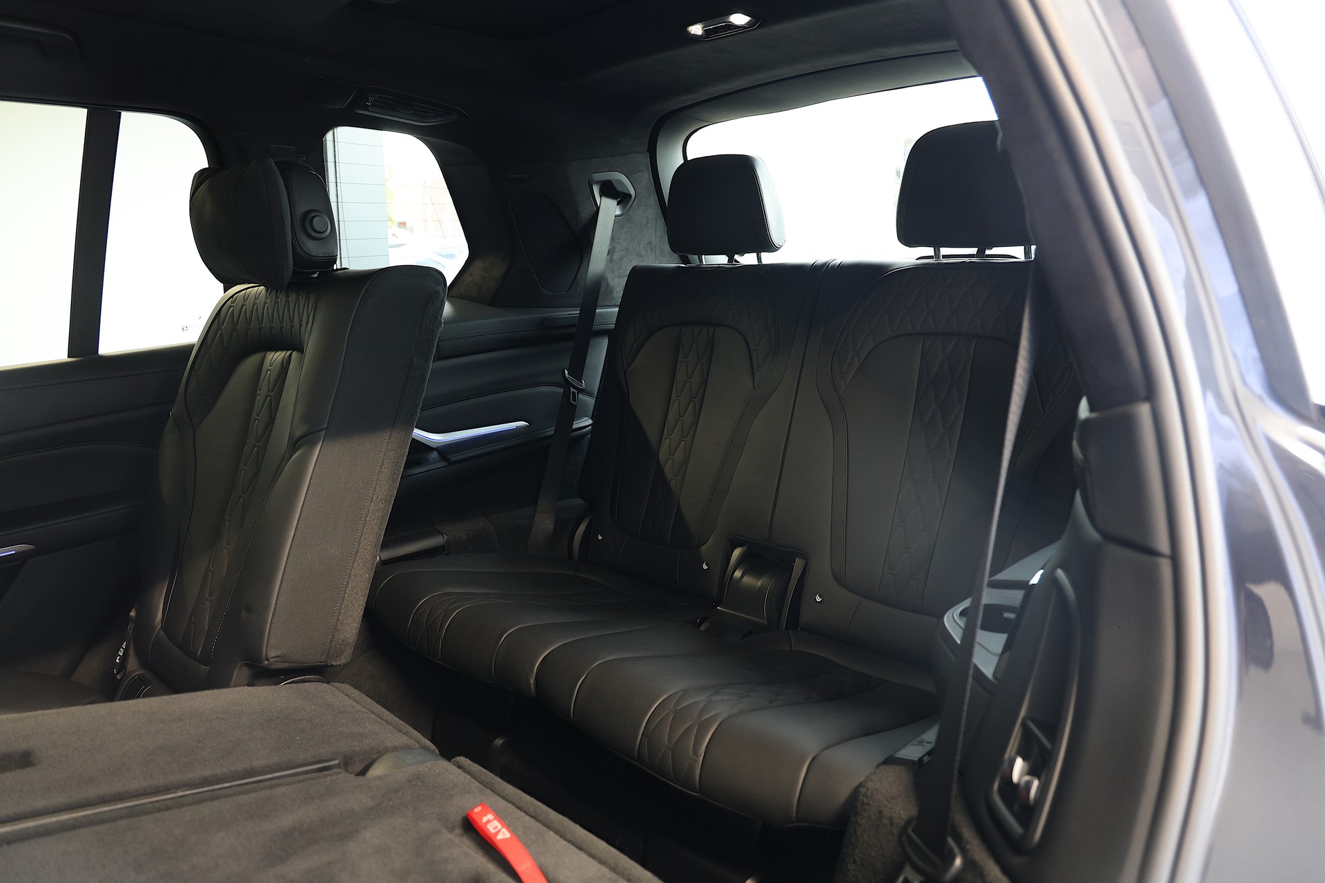 BMW X7 xDrive M50d Steptronic-image-17