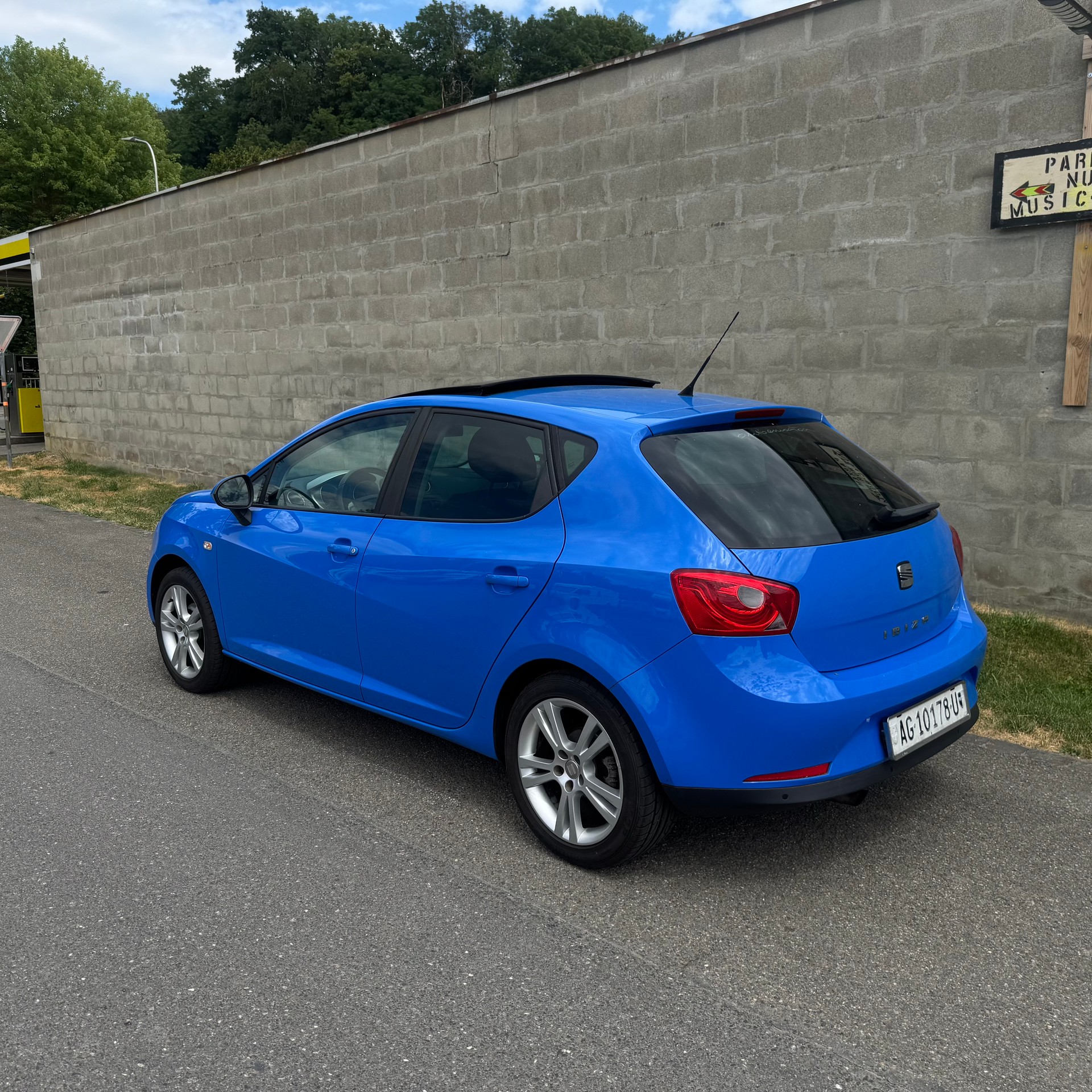 SEAT Ibiza 1.6 Stylance-image-2