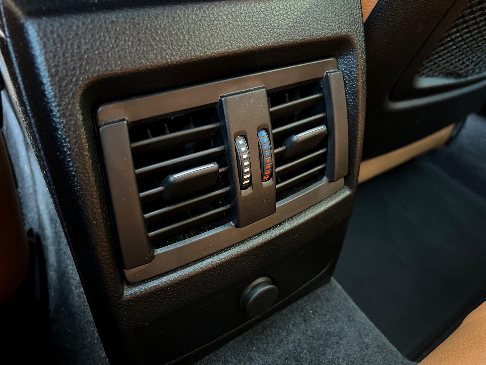 BMW M140i xDrive Steptronic-image-22